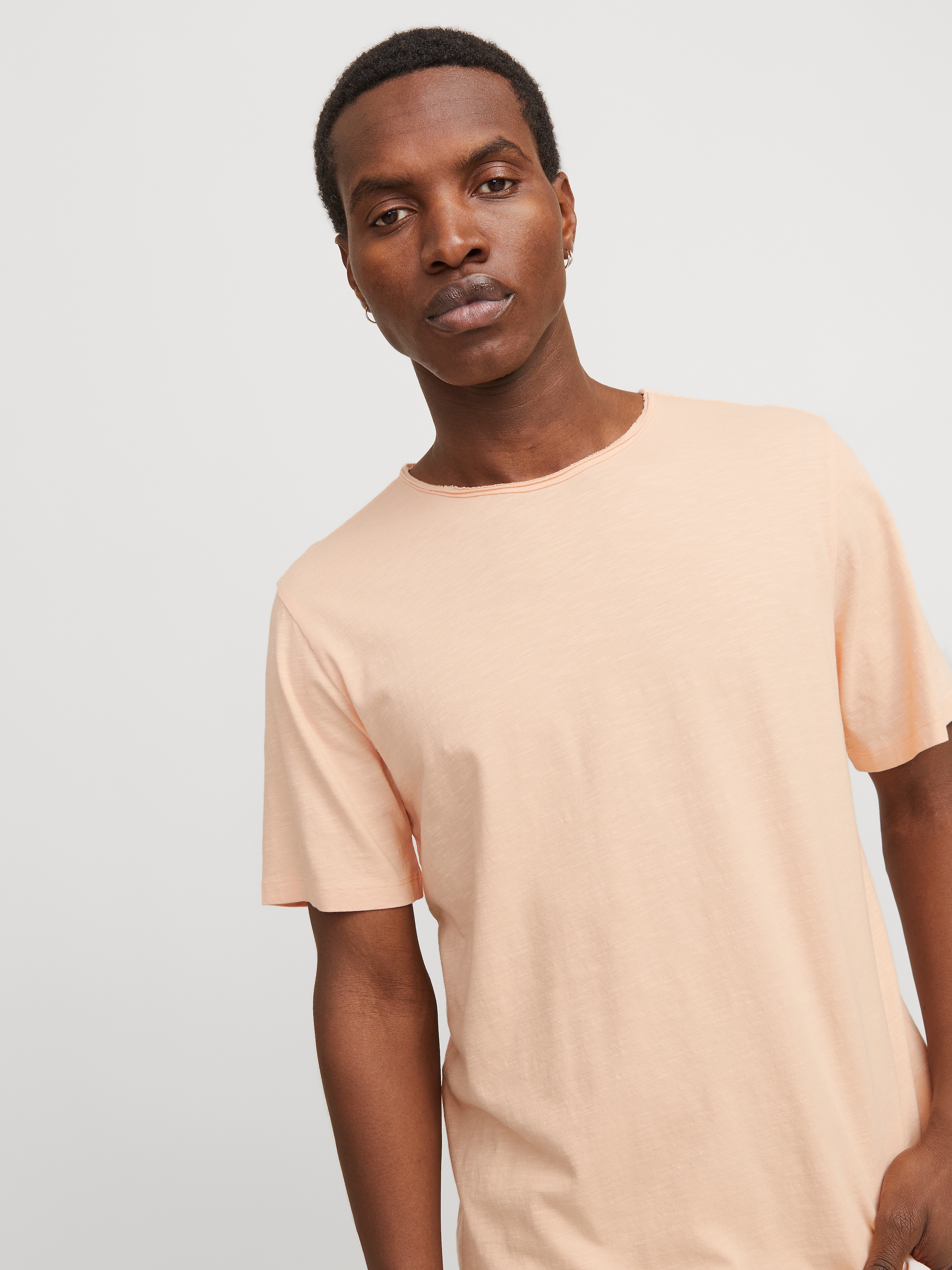 Jack & Jones Rundhalsshirt »JJEBASHER TEE O-NECK SS NOOS«, mit Rundhalsausschnitt