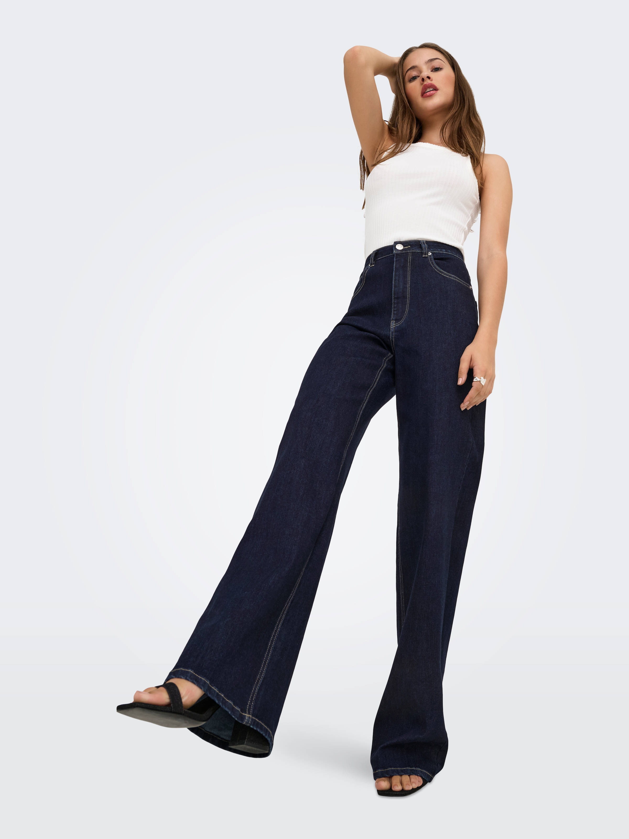 ONLY High-waist-Jeans »ONLJUICY-WAUW HW WIDE DNM GUA334 NOOS« high waist, weite Beinform, dark blue