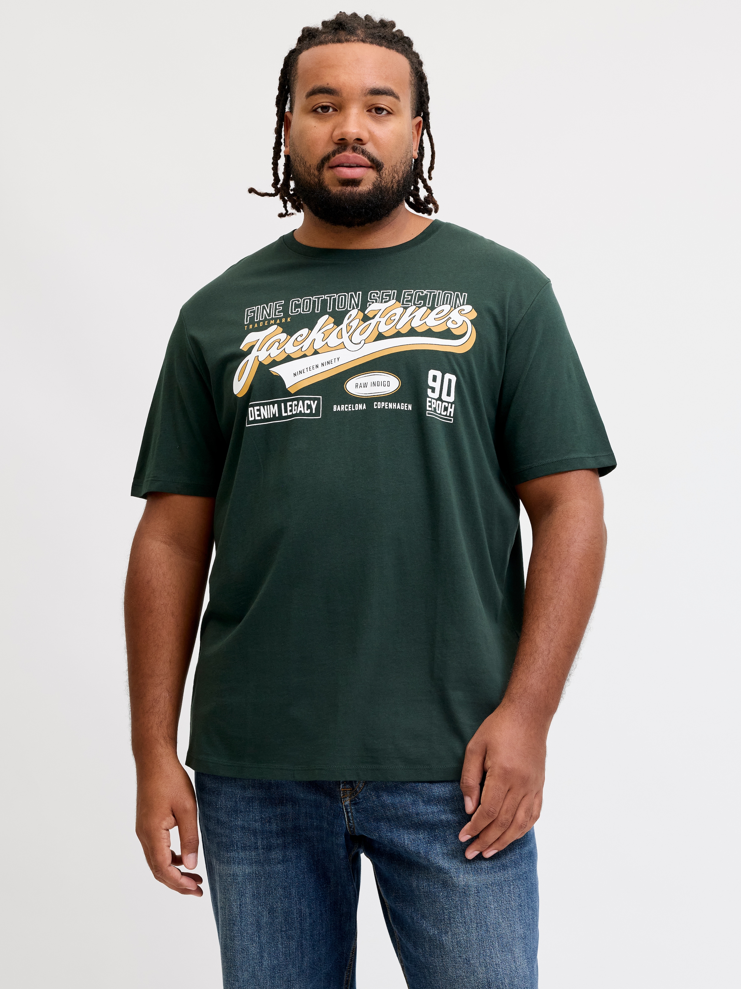 Jack & Jones PlusSize T-Shirt »JJELOGO TEE SS O-NECK 2 COL AW26 SN PLS« aus reiner Baumwolle, mit geradem Abschluss am Rumpf, in Plus Size