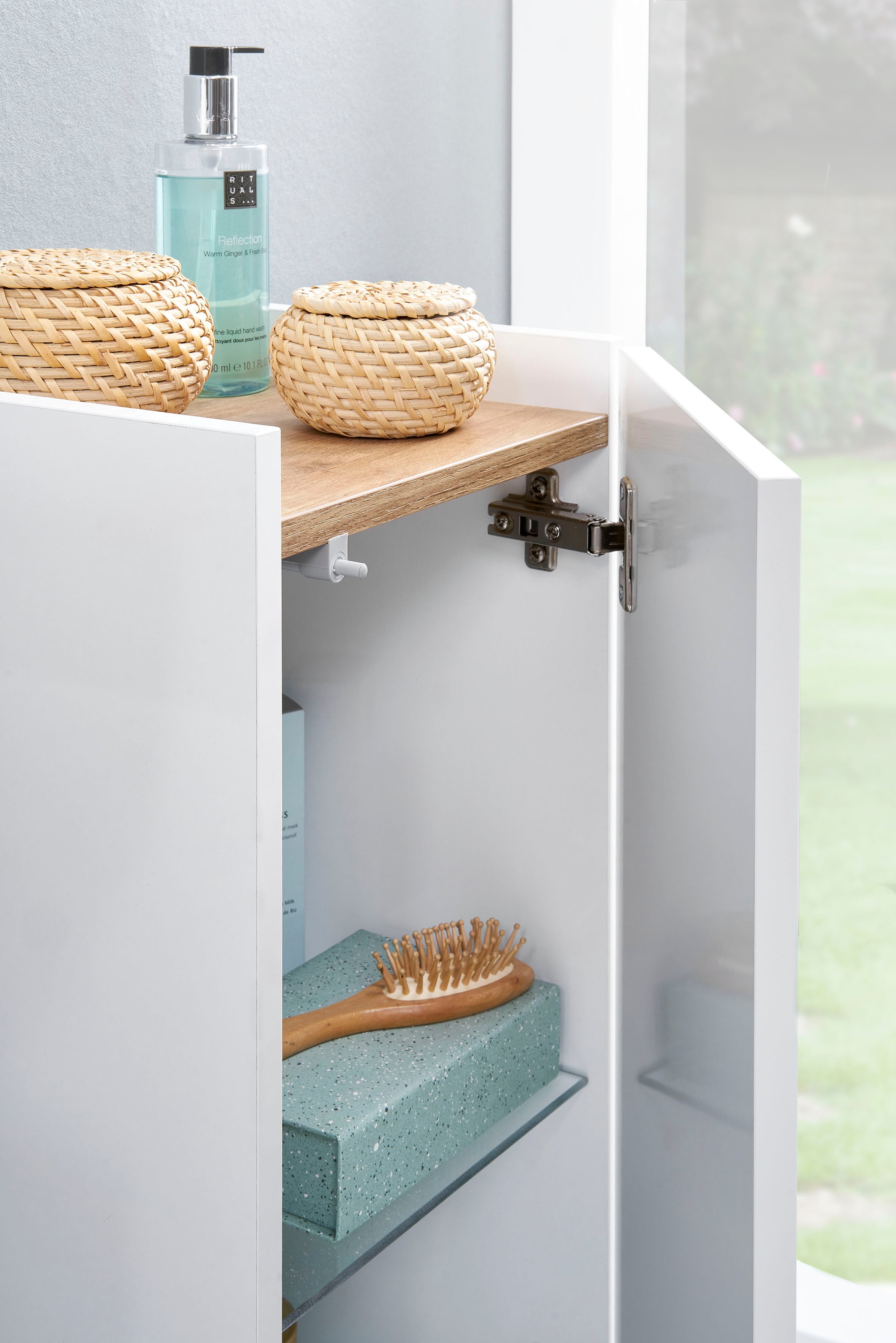 Saphir Unterschrank »Quickset 947 Badschrank mit 1 Tür, 1 Einlegeboden, 30 cm breit«, Badezimmer-Unterschrank inkl. Türdämpfer, Weiß Glanz, grifflos