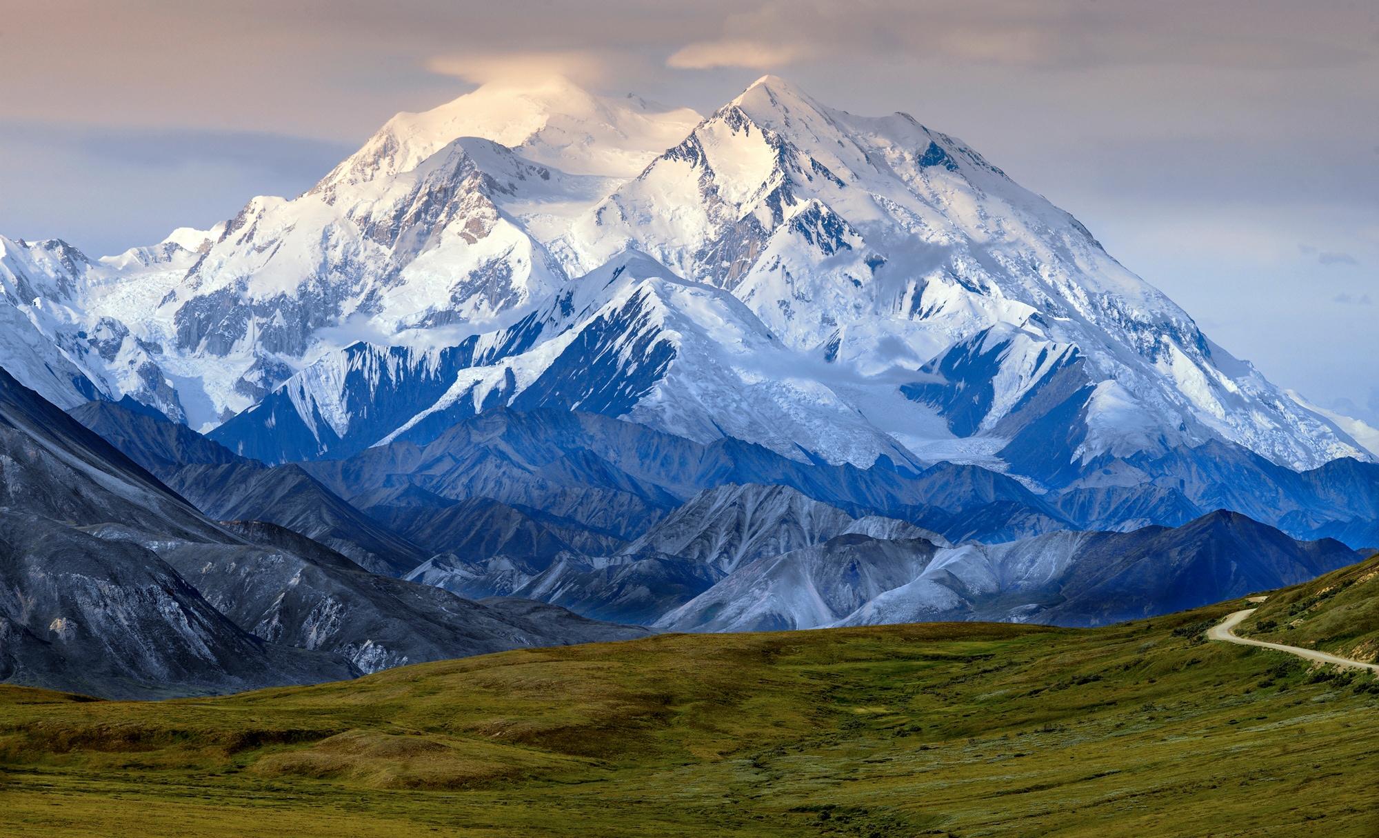 Papermoon Fototapete »MOUNT MCKINLEY-ALASKY GEBIRGE WALD BERGE SONNE ALPEN«