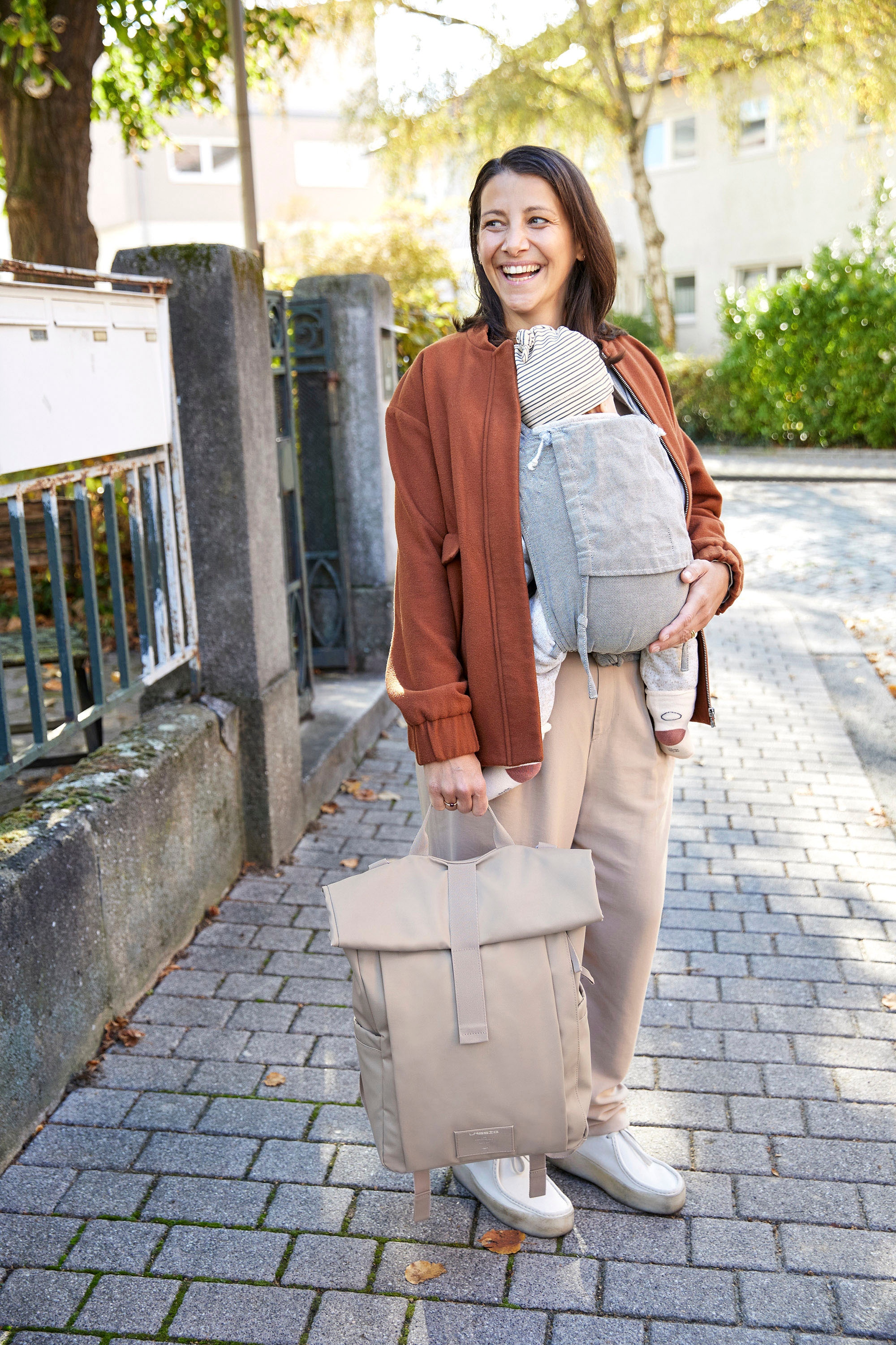 LÄSSIG Wickelrucksack »Green Label, Rolltop Up, taupe«, vegan; zum Teil aus recyceltem Material