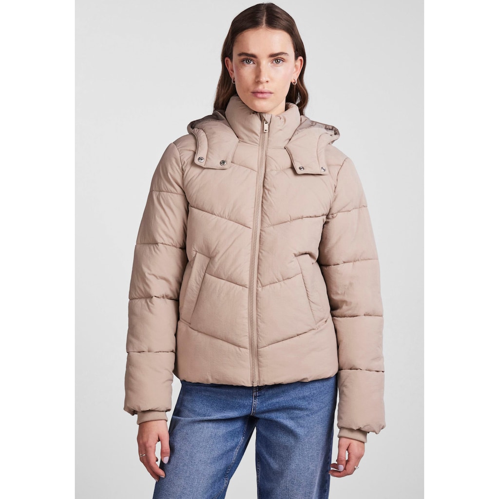 pieces Steppjacke »PCJAMILLA SHORT PUFFER JACKET NOOS BC«, mit Kapuze