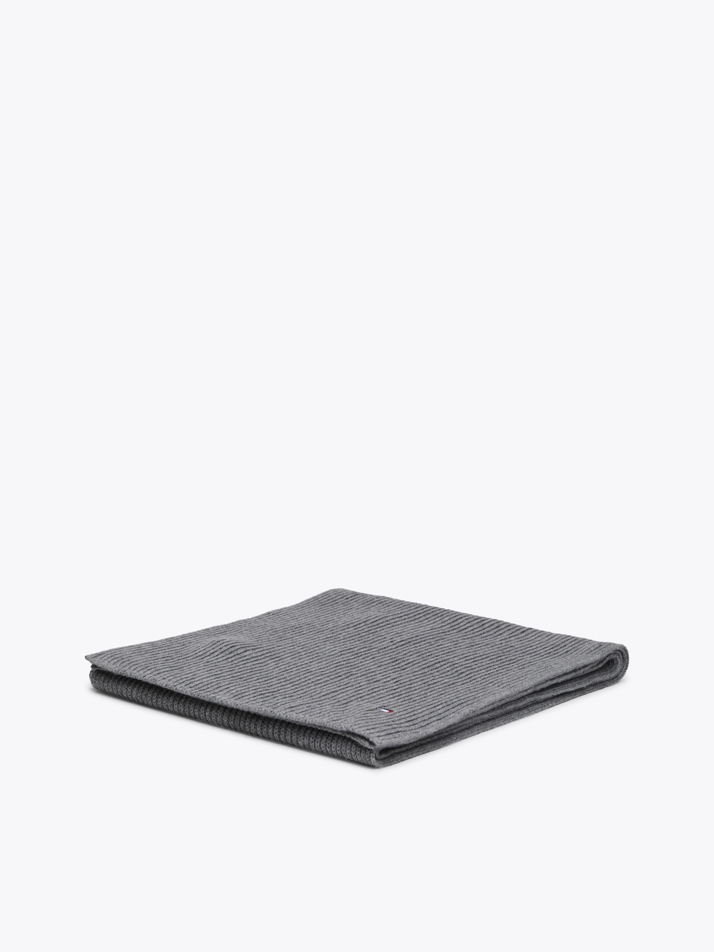 Tommy Hilfiger Strickschal »TH FLAG PIMA COTTON CASH SCARF« mit Logostickerei, mit Kaschmiranteil Unisex