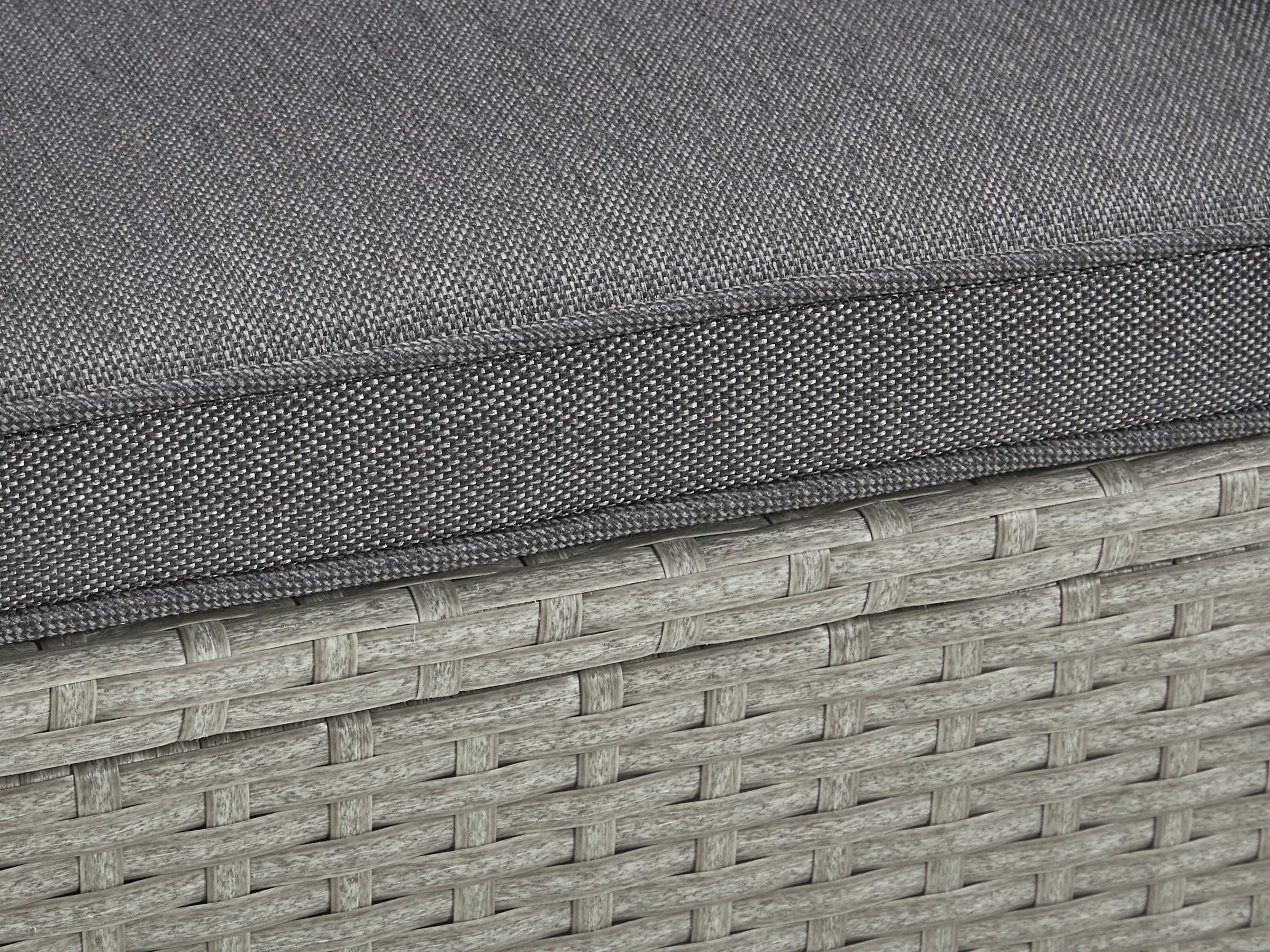 KONIFERA Balkonset »Mailand«, (7 tlg.), 2 Sessel, Tisch 112x65 cm, Polyrattan
