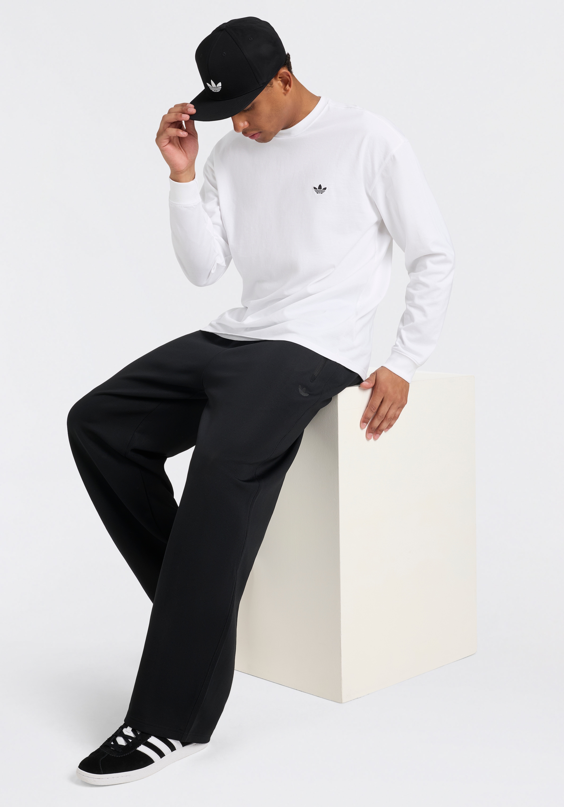adidas Originals Sporthose »TREFOIL ESSENTIALS, OFFENER SAUM«
