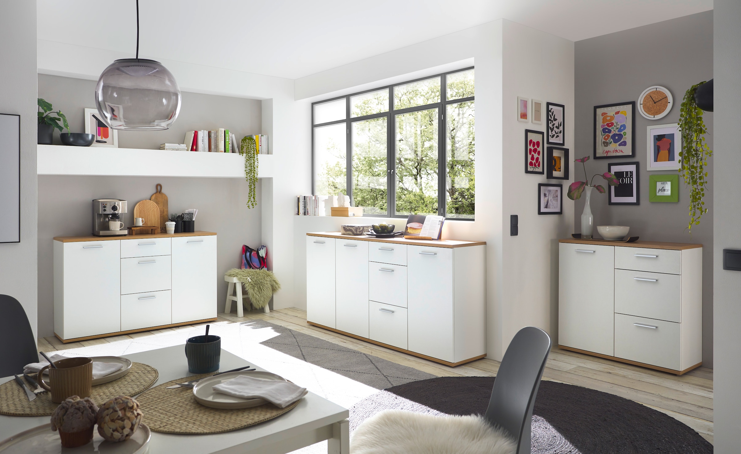 HBZ Kommode »BC1035 weiß matt, BxHxT 135x86x38 cm«, Kommode mit 2 Türen, 3 Schubkästen, 2 Einlegeböden