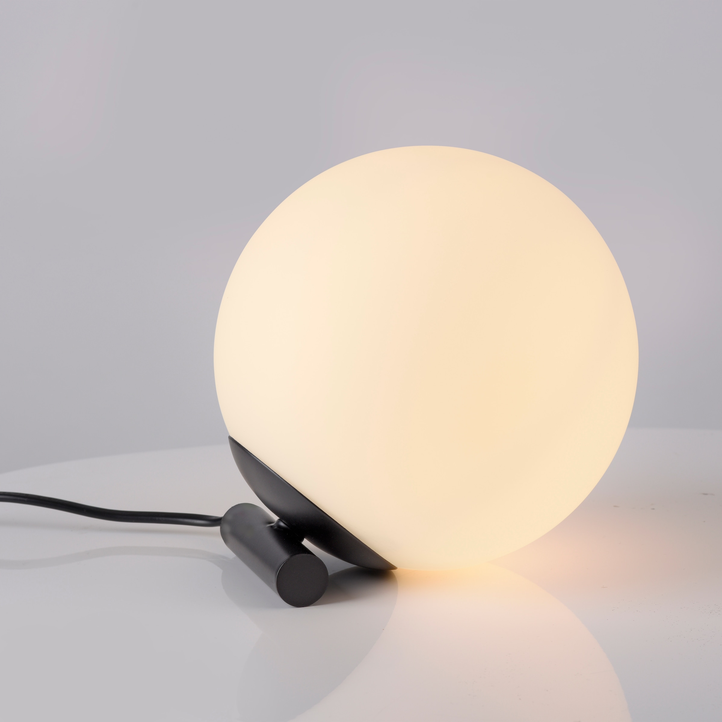 my home Tischleuchte »Nymölla«, 1 flammig, Leuchtmittel E14 | ohne Leuchtmittel, Tischleuchte mit großer Glaskugel, amberfarben oder opal matt weiß