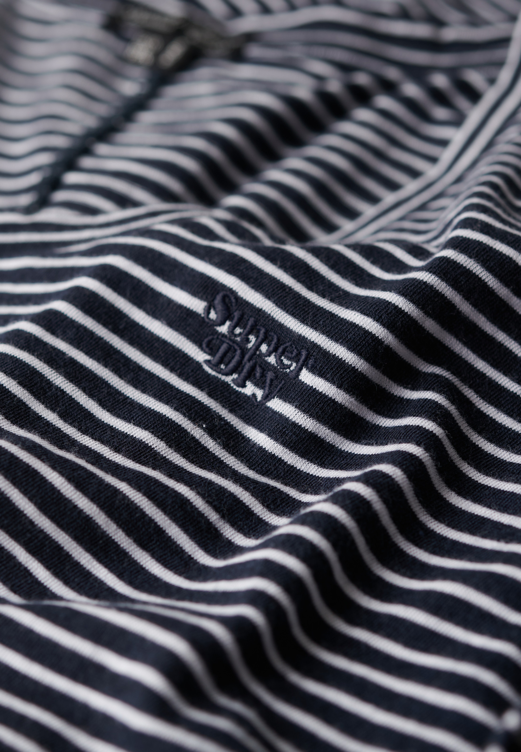 Superdry Kurzarmshirt »SCOOP NECK TEE«