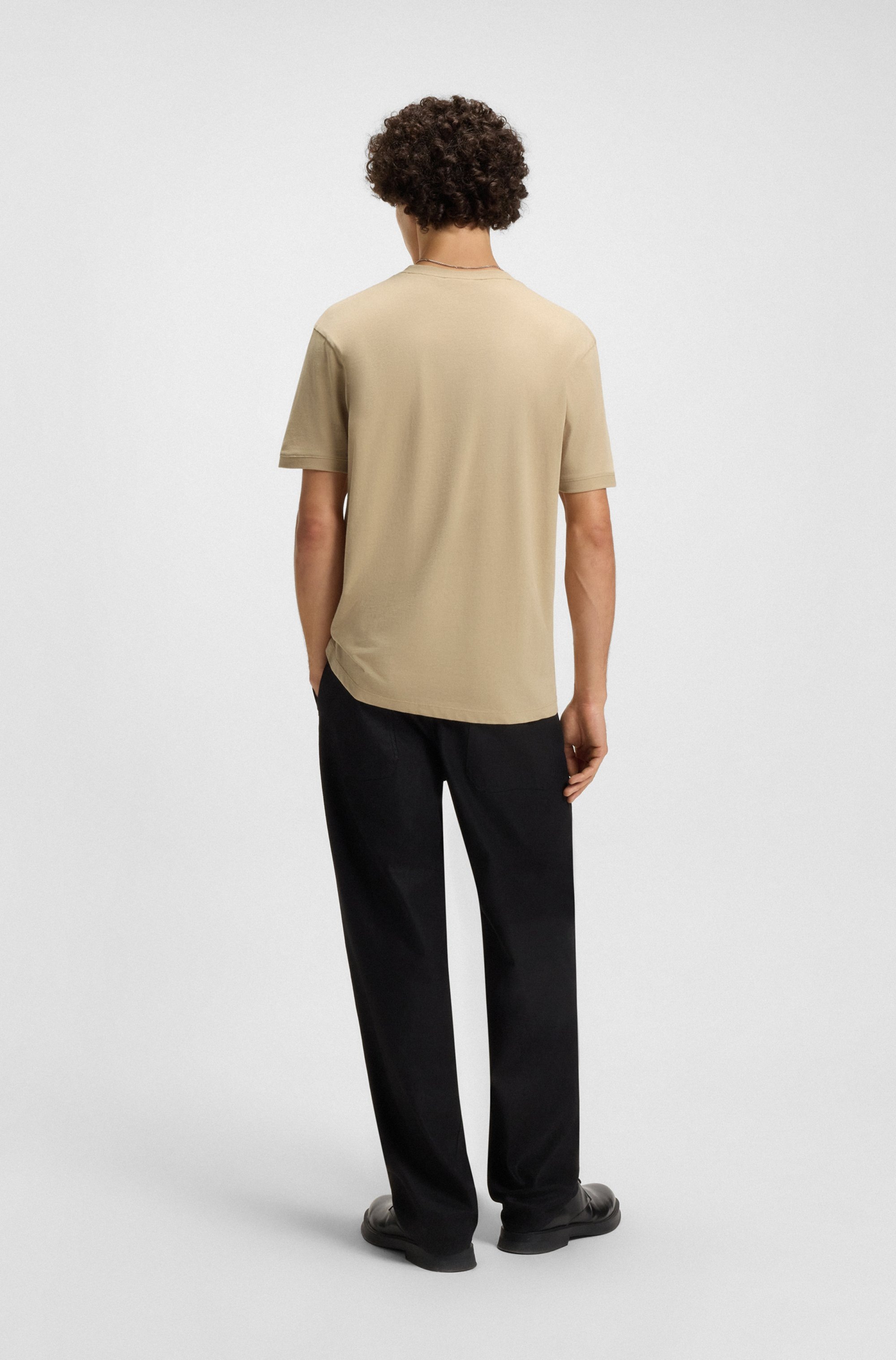 HUGO T-Shirt »Diragolino« Rundhalsausschnitt, Regular Fit, Logo-Label