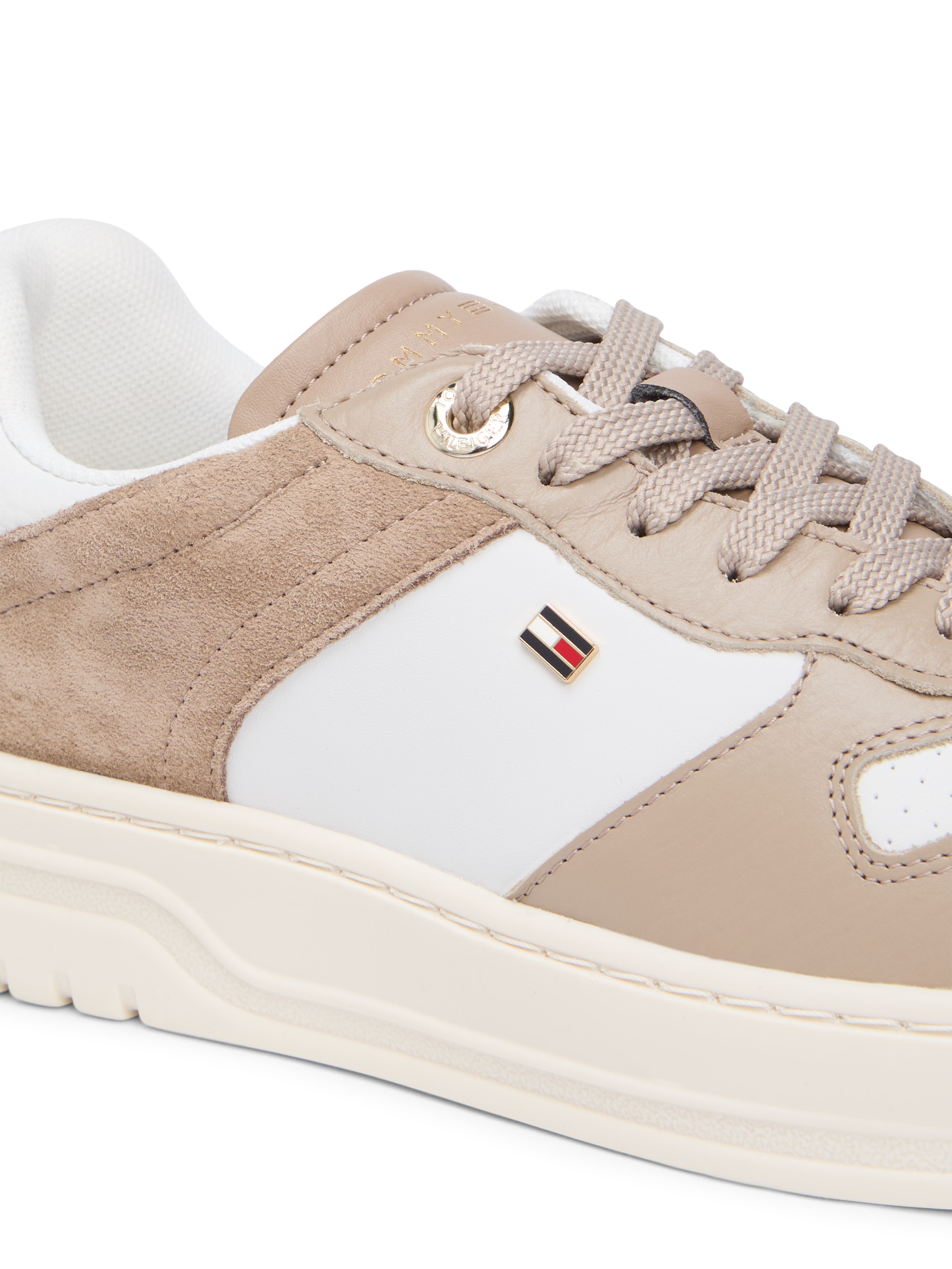 Tommy Hilfiger Plateausneaker »TH SPORTY CUPSOLE TUMBLED LTR«  , Freizeitschuh, Halbschuh, Schnürschuh mit Kontrastbesätzen