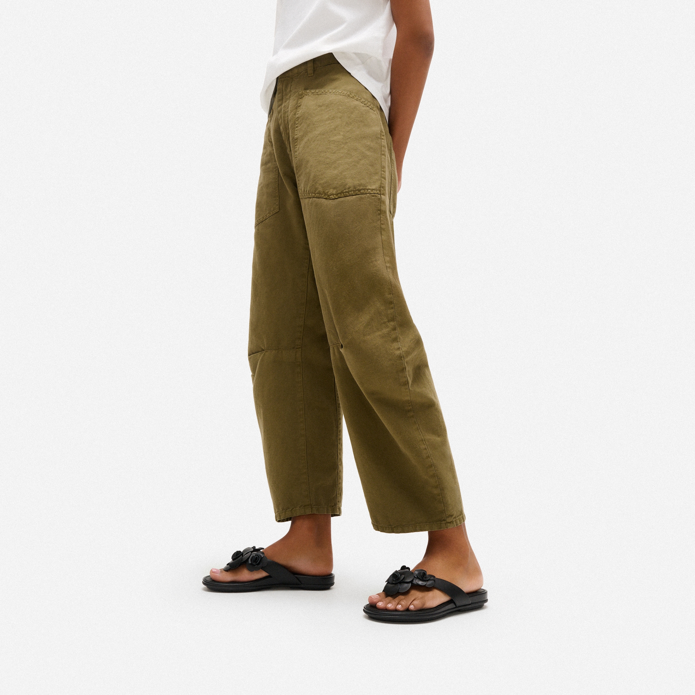 Fitflop Dianette »GRACIE FLOWER LEATHER FLIP-FLOPS«  Zehentrenner, Sommerschuh mit auffälliger Blüte