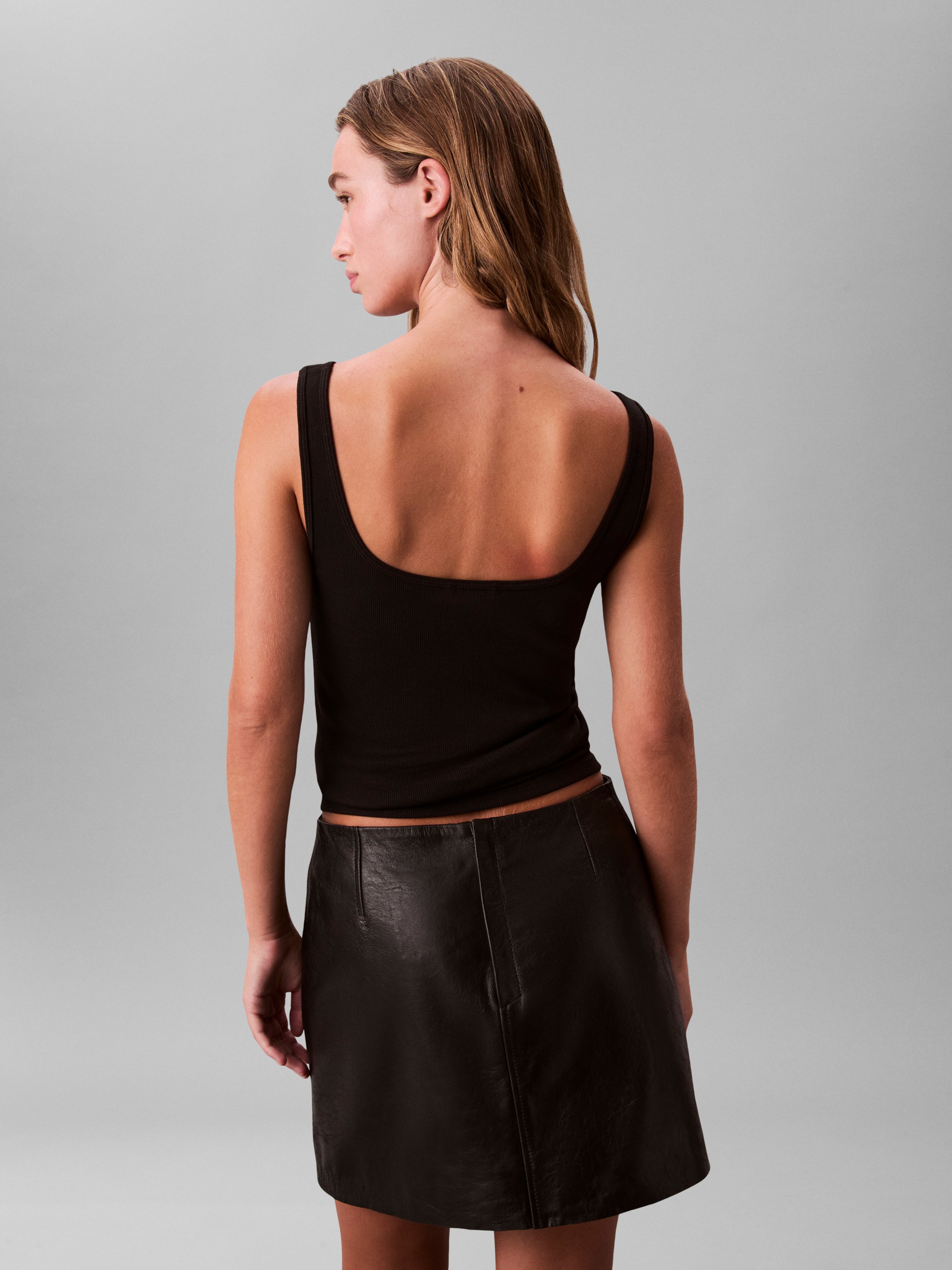 Calvin Klein Jeans Tanktop »MONOGRAM SCOOP NK RIB TANK TOP« Mit Rundhalsausschnitt, regular fit