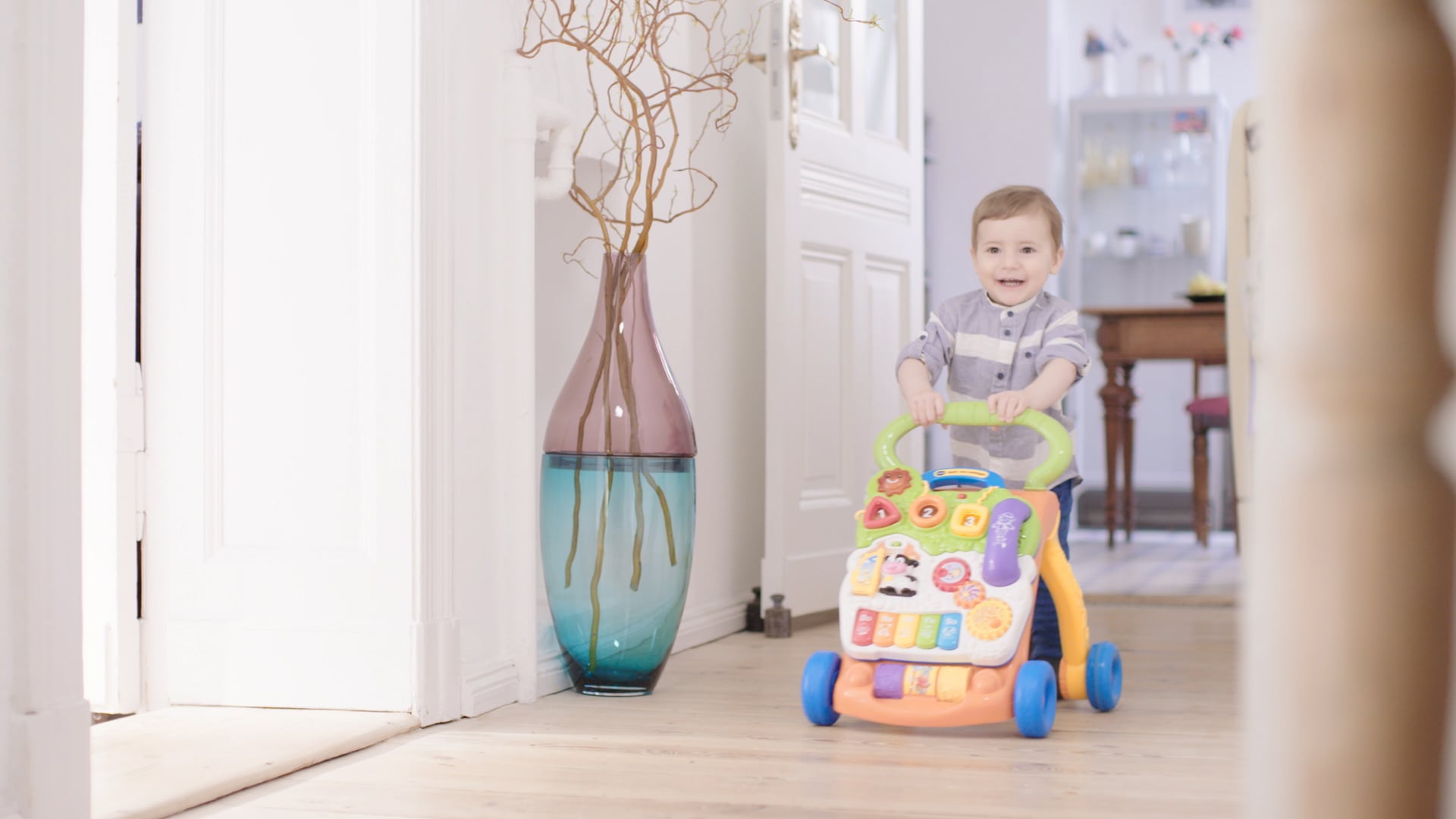 Vtech® Lauflernwagen »VTechBaby, Spiel-und Laufwagen«, mit 11 Kindermelodien