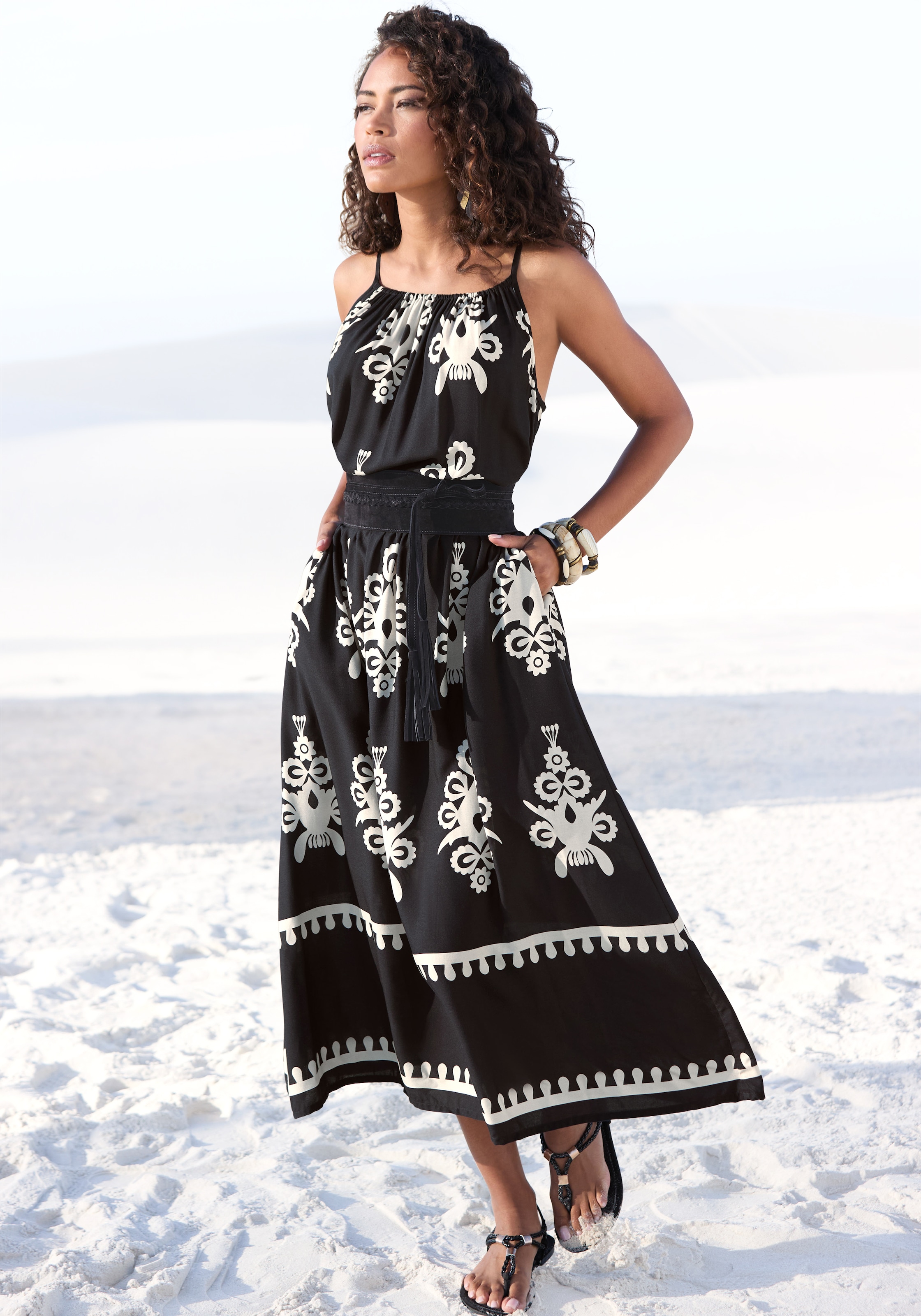LASCANA Midikleid, aus gewebter Viskose mit Ethnodruck