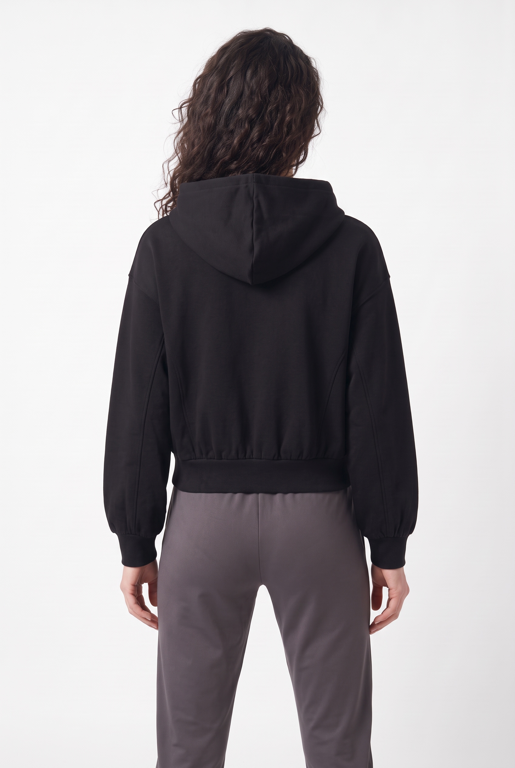 PUMA Kapuzensweatshirt »HER RELAXED HOODIE FL«, mit Kängurutasche, unifarben, Relaxed Fit
