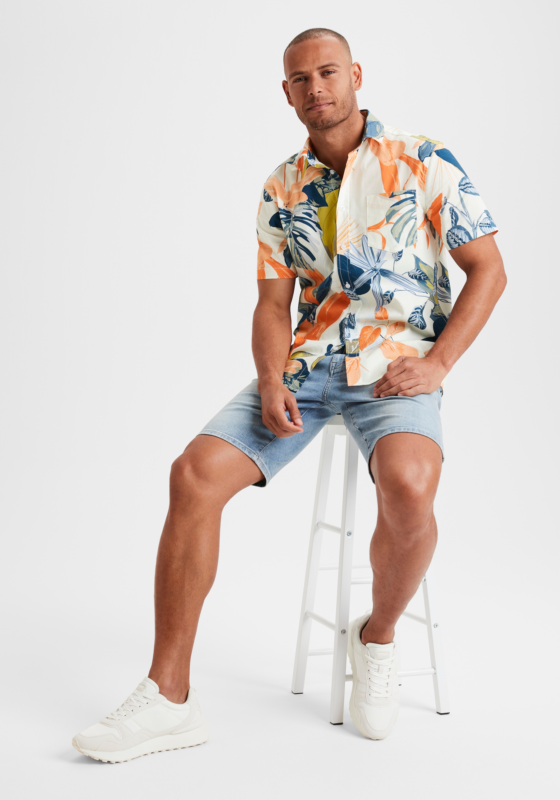 Beachtime Hawaiihemd »Regular fit«, mit Kentkragen, Freizeithemd mit Blätterprint aus reiner Baumwolle