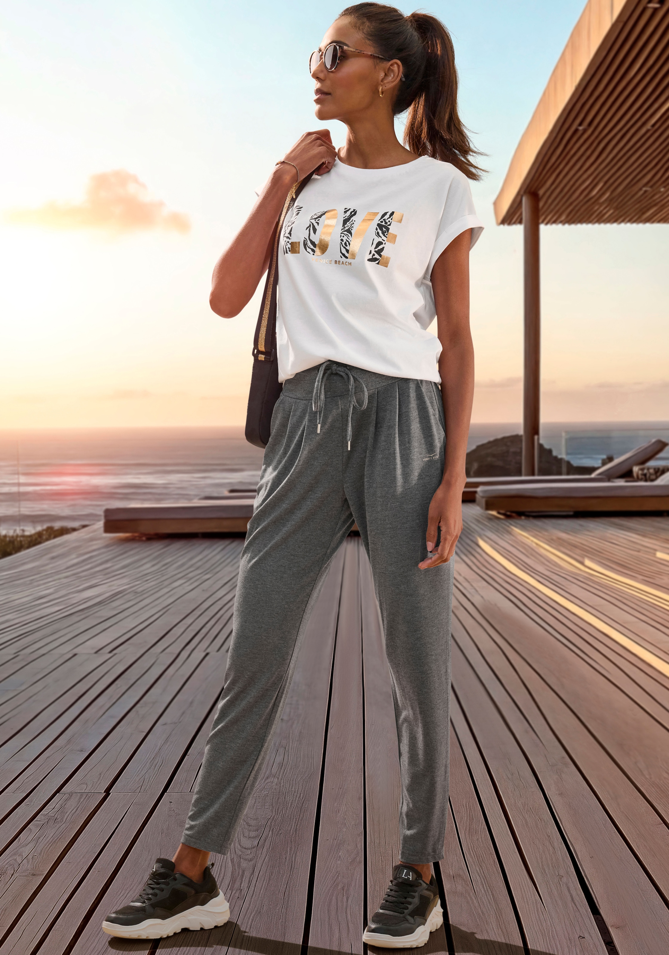 Venice Beach Kurzarmshirt, mit Frontprint, T-Shirt aus Baumwolle, lockere Passform