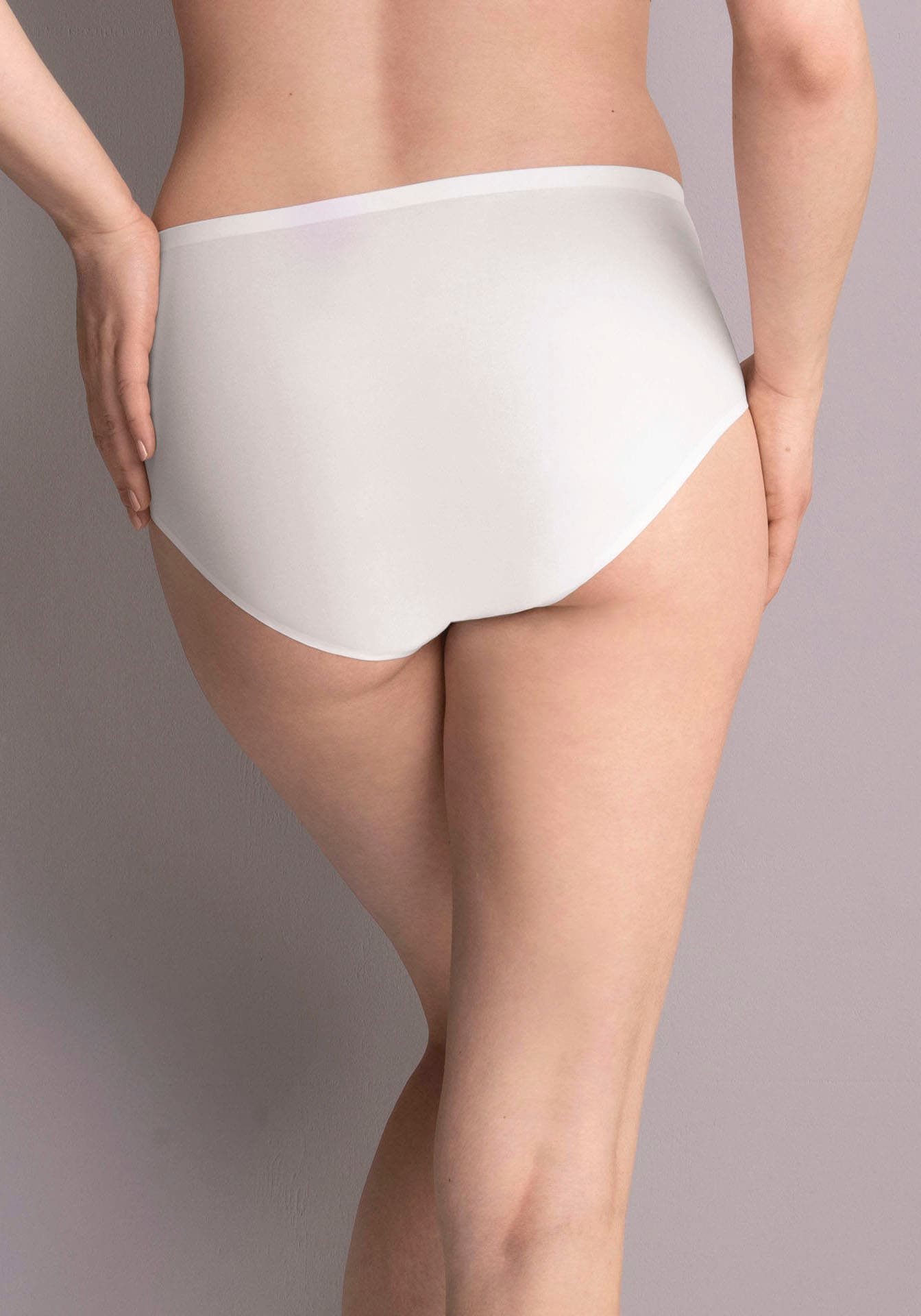 Anita since 1886 High-Waist-Slip »Essential High-Waist- Slip 3-er Pack«, (3er Pack), unsichtbar unter enger Kleidung, nahtlos, dehnbar