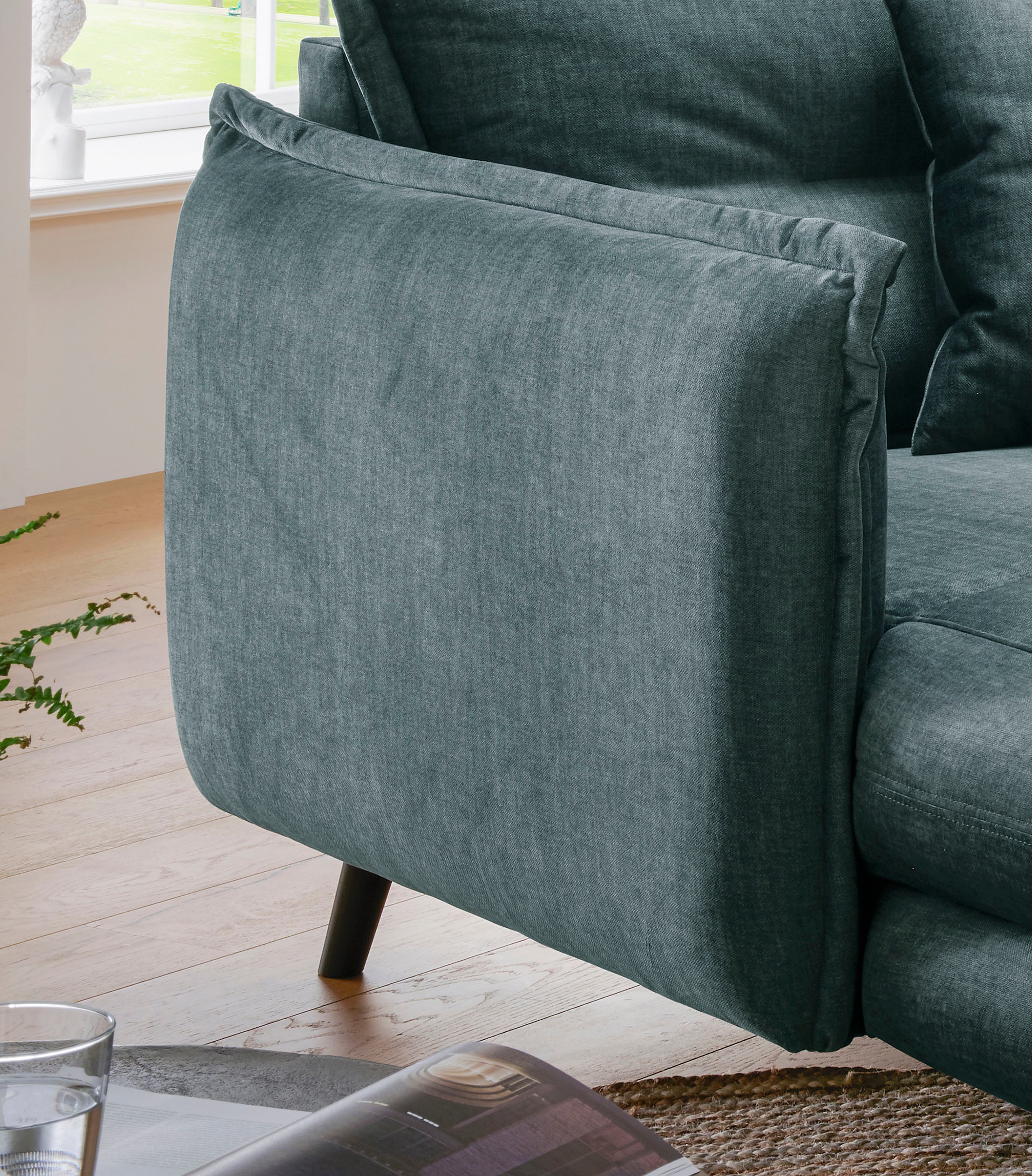 INOSIGN Loveseat »Lazio«, moderner Sessel mit einer bequemen Polsterung, 2 Stk. Zierkissen