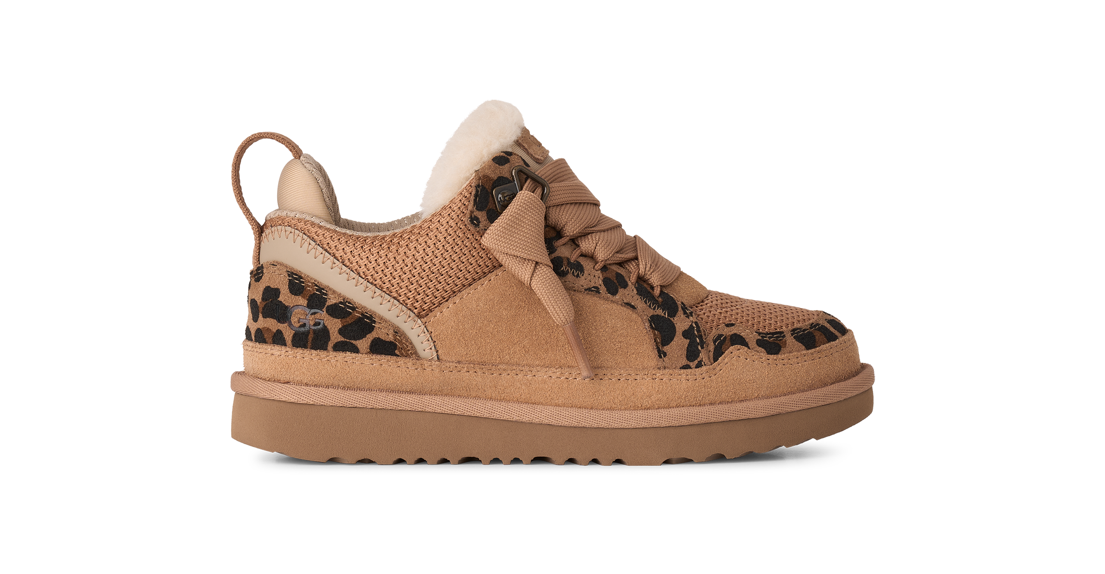UGG Sneaker »K LOWMEL SPOTTED«  Schnürboots mit gepolsterter Lasche und Logoaufnäher
