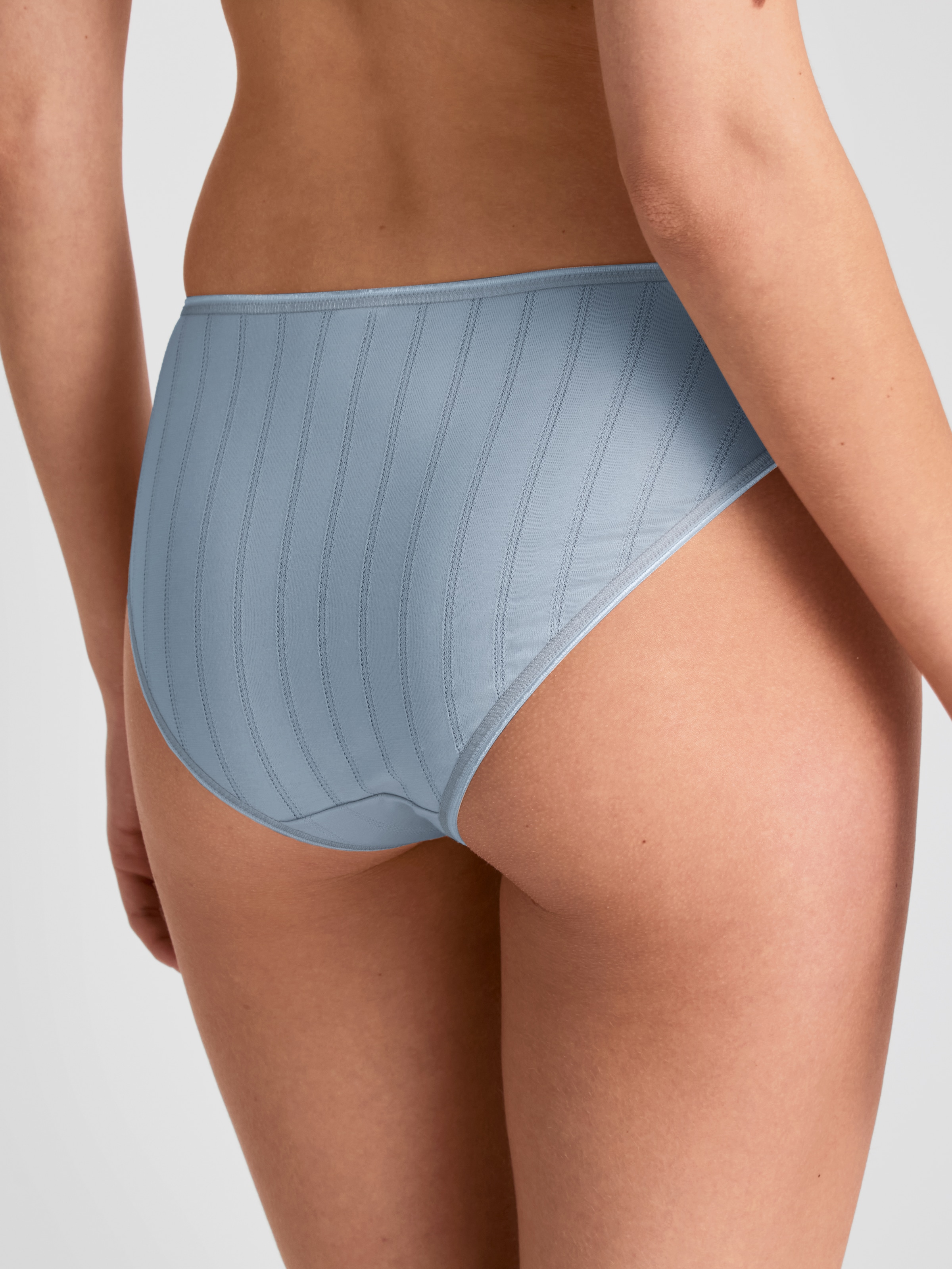 CALIDA Hüftslip »Etude Toujours« Nadelstreifen-Optik, florale Spitze, Regular-Cut, Jacquard, elastisch