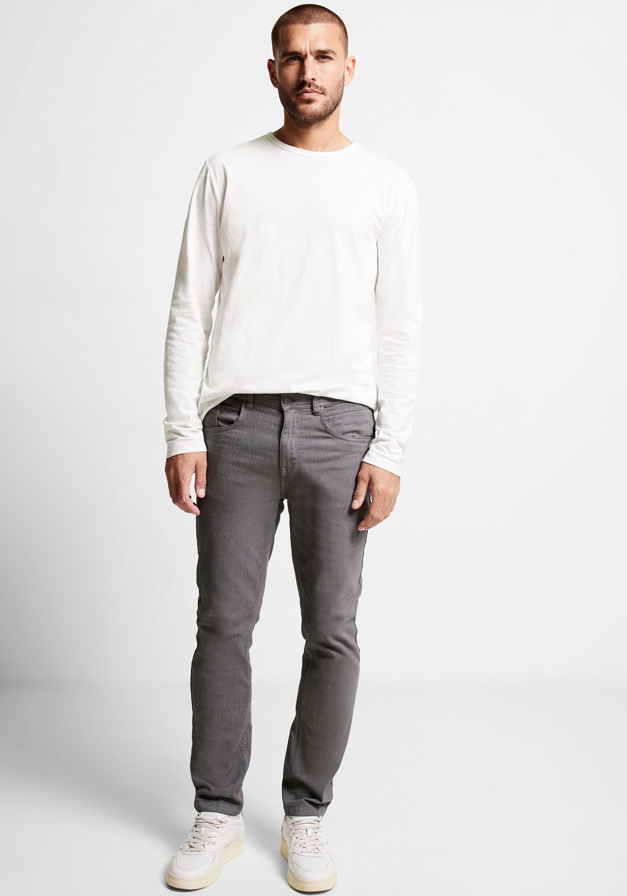 STREET ONE MEN Chinohose, mit strukturierter Optik