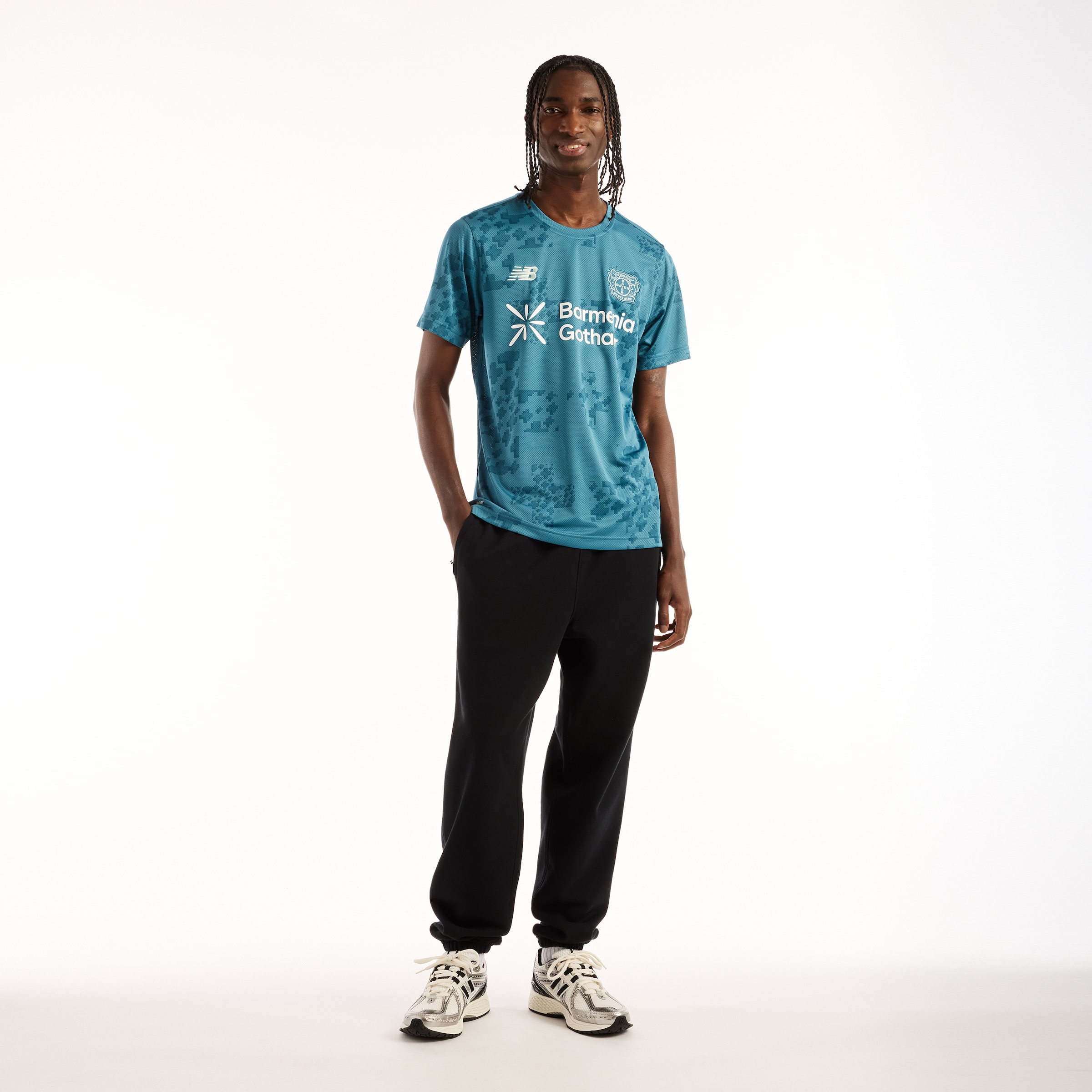 New Balance T-Shirt »Bayer 04 26/27 Match Jersey« mit Rundhalsausschnitt, Kurzarm-Ausführung, sportlicher Stil