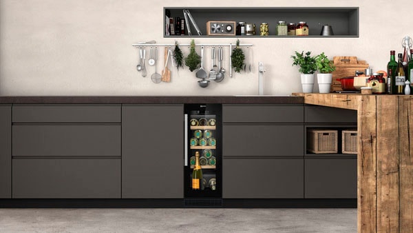 Neff Weinkühlschrank »KU9202HF0« für 21 Stk. Standardflaschen á 075l in schwarz