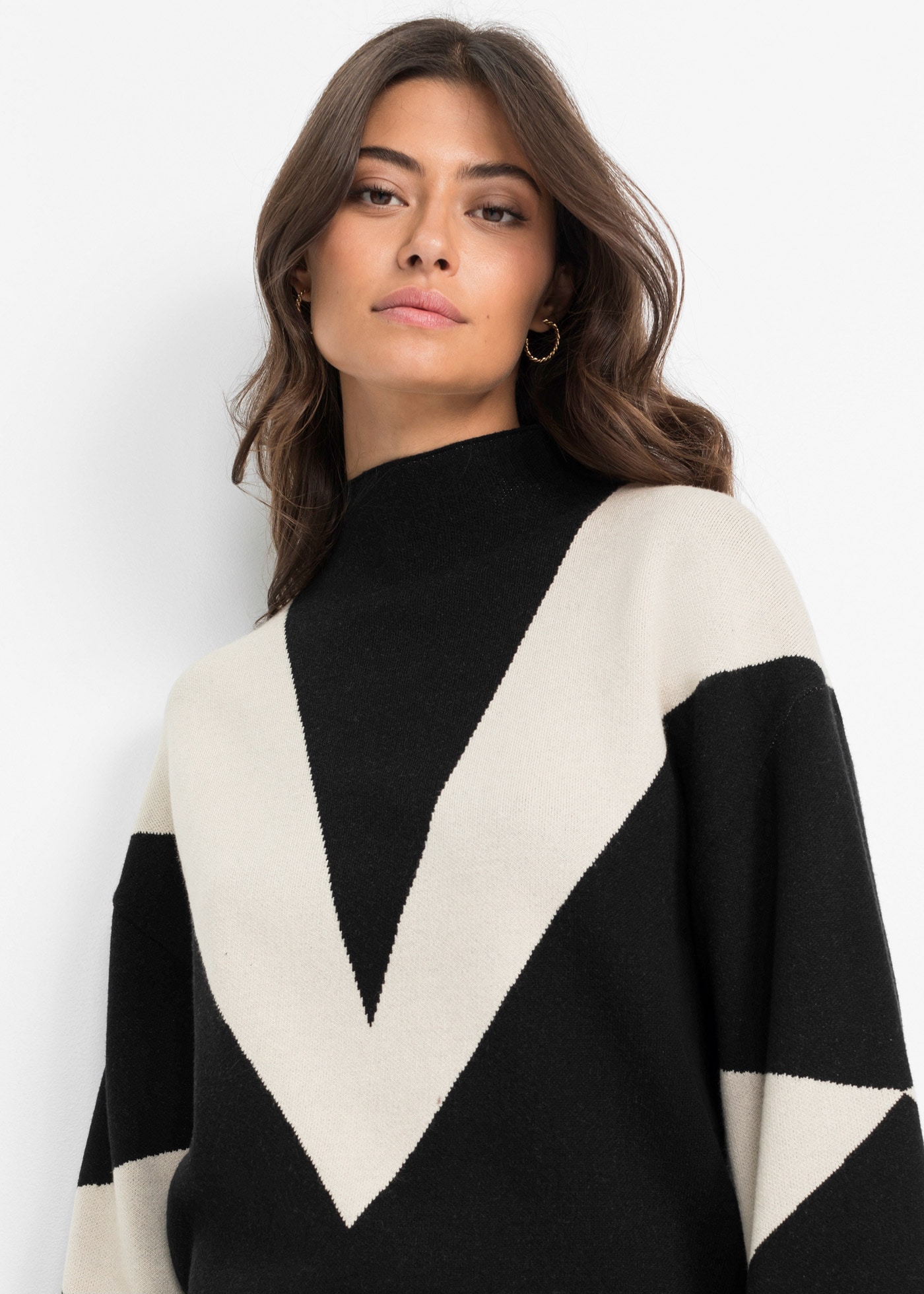 bonprix Strickpullover »Oversize-Pullover« aus Viskose, Polyester und Polyamid, mit modischem Muster