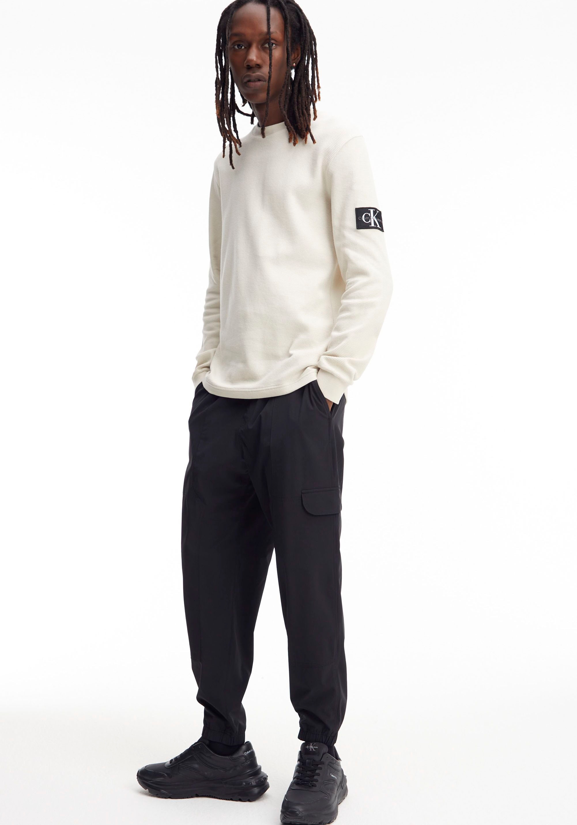 Calvin Klein Jeans Langarmshirt »BADGE WAFFLE LS TEE«, mit Logopatch online  kaufen bei OTTO