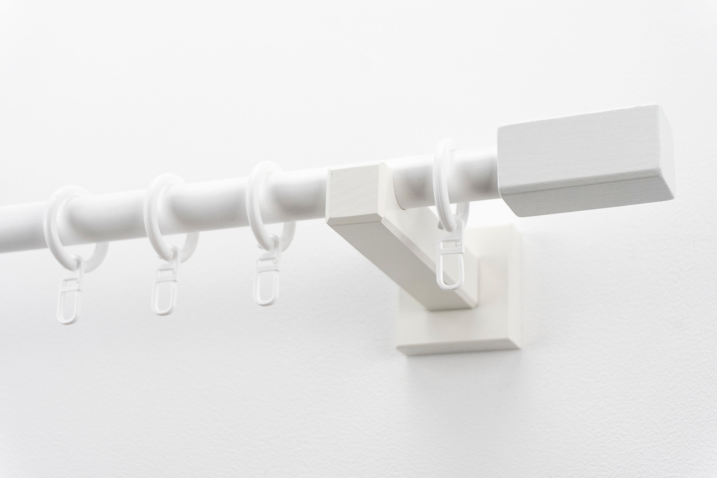 GARESA Gardinenstange »CUBUS« Ø 20 mm 1 läufig-läufig Wunschmaßlänge Vorhanggarnitur, verlängerbar, Endknopf eckig, mit Ringe