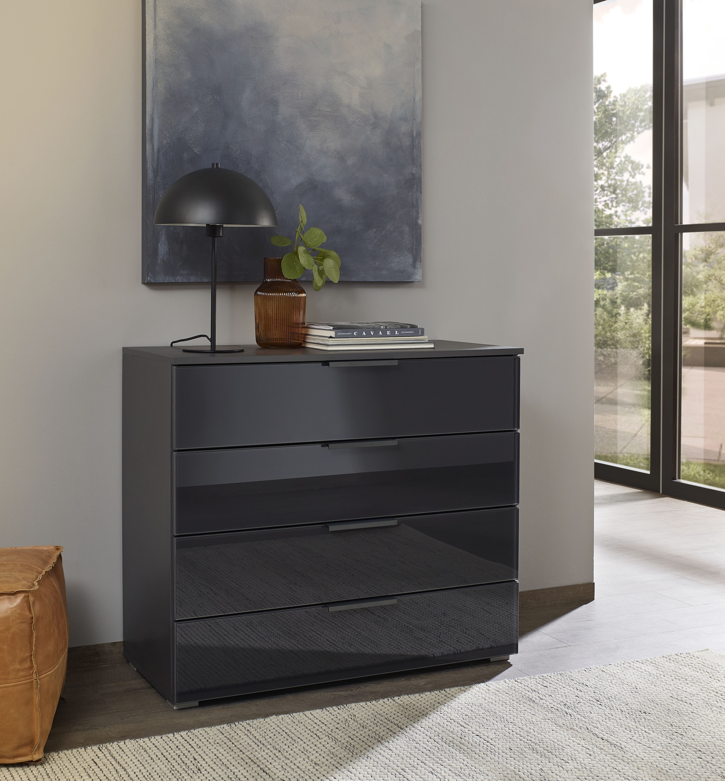 rauch Schubkastenkommode »Sideboard Kommode Schubkastenkommode KOLUNA mit Glasfront« Breite 80 cm,  vier große und geräumige Schubladen mit viel Stauraum MADE IN GERMANY