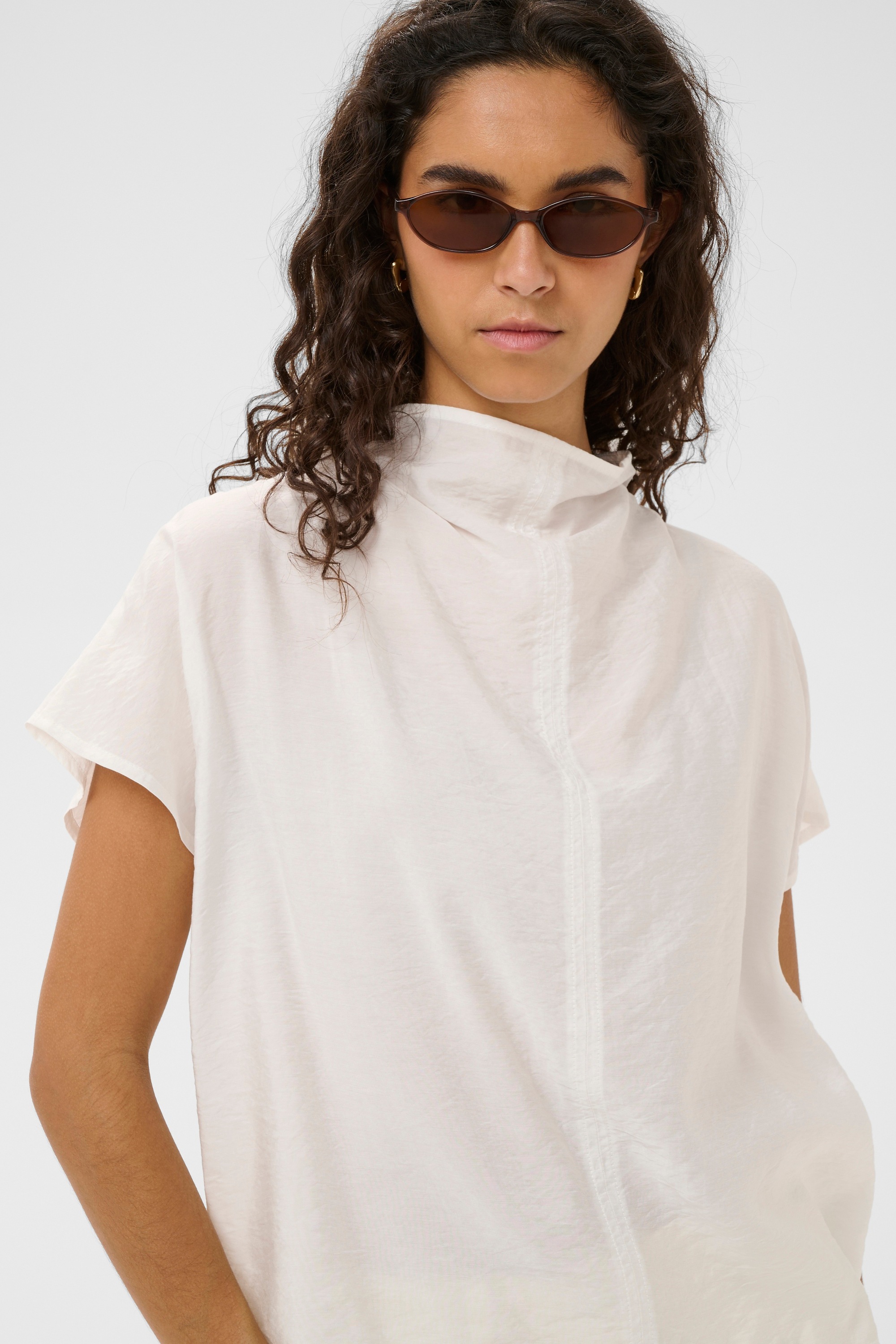 SOAKED IN LUXURY Kurzarmbluse »Bluse kurzarm SLSLLeodora«