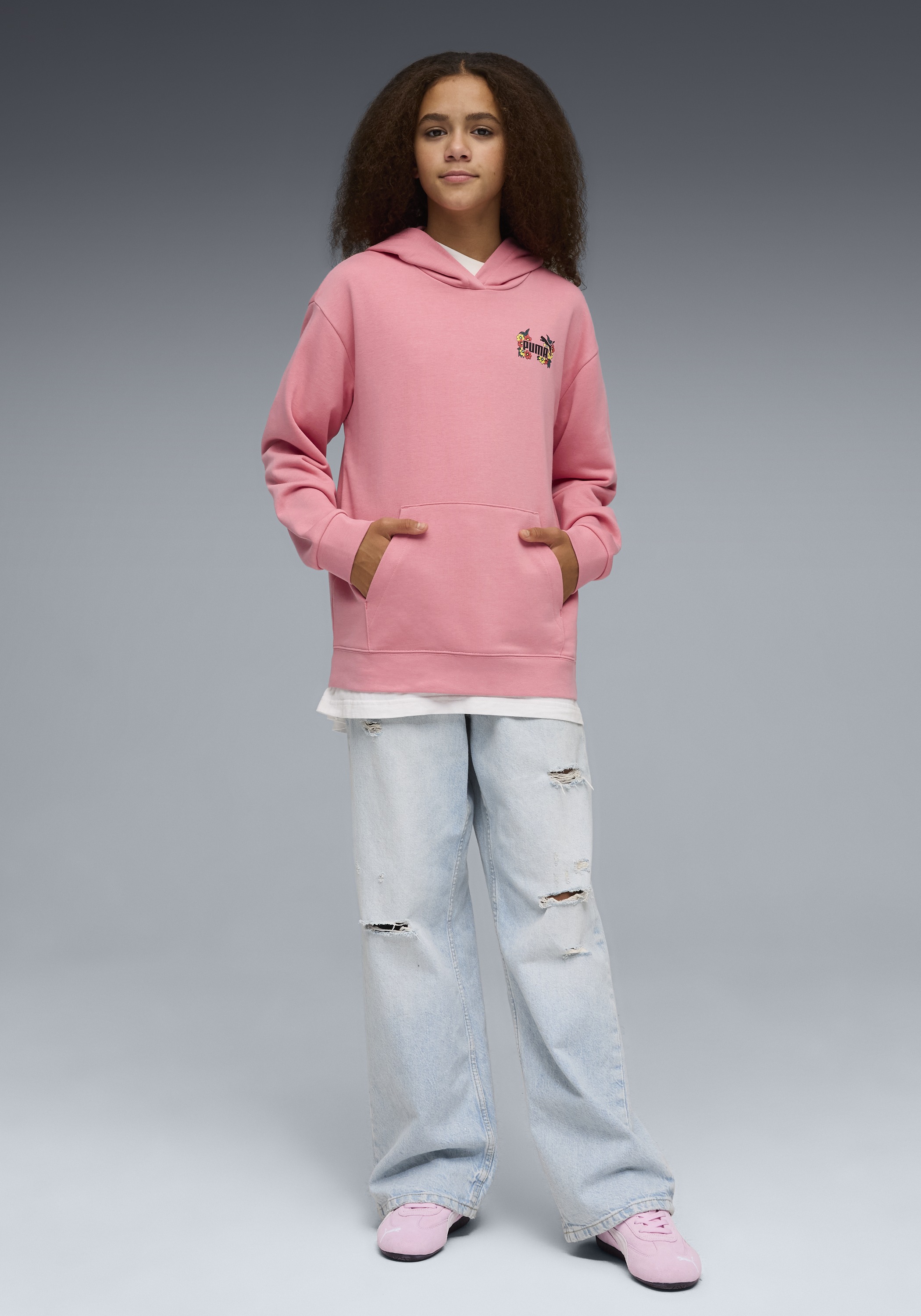 PUMA Kapuzensweatshirt »MID90S RELAXED GRAPHIC HOODIE TR G«, für Jugendliche, sportlicher Stil, mit Logodruck, mit Kängurutasche
