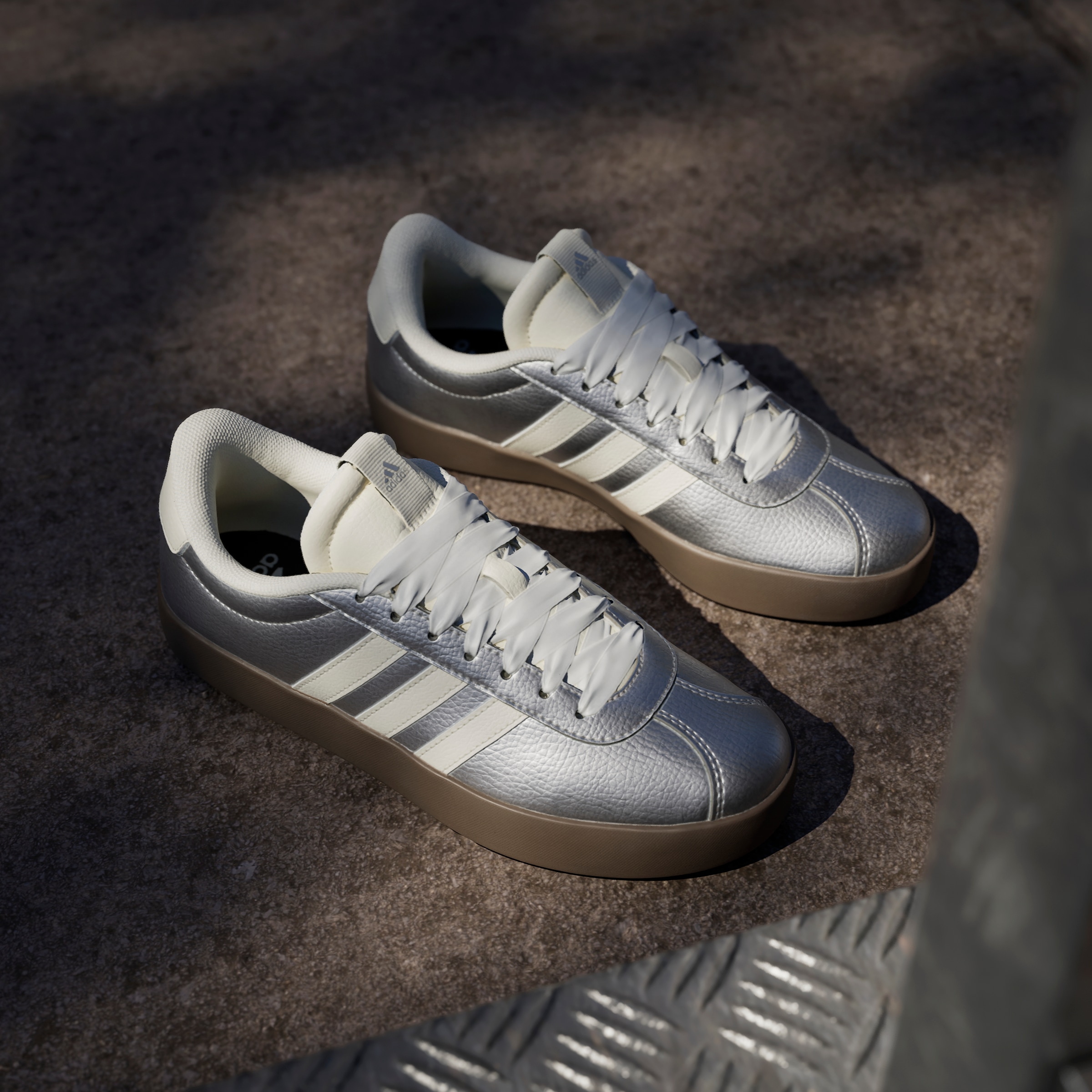adidas Sportswear Sneaker »VL COURT 3.0«, inspiriert vom Design des adidas samba