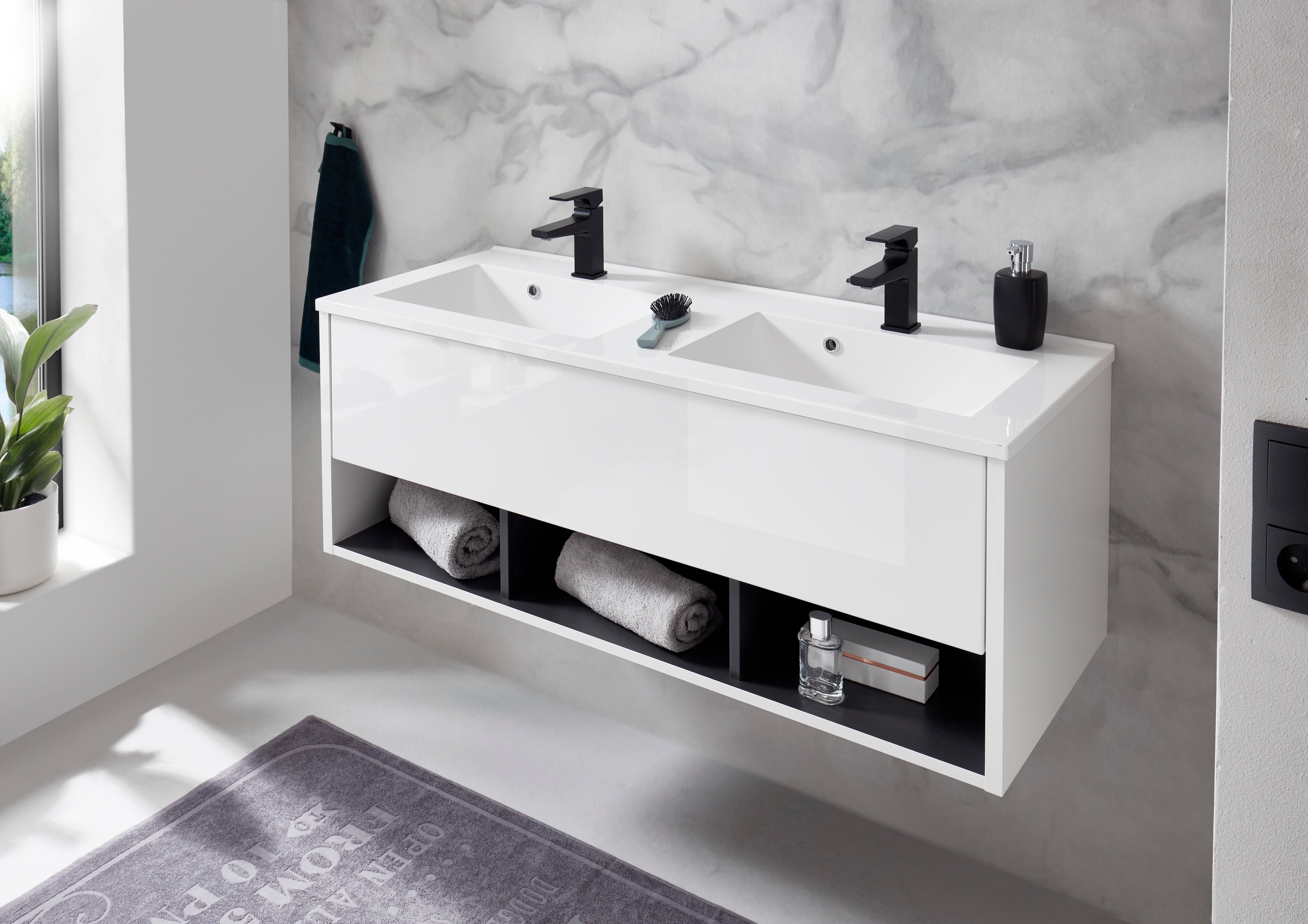 PLACES OF STYLE Badmöbel-Set »Studio Line, Bad im modernen Design, 2-teiliges Badezimmer« 2 Stk. tlg.