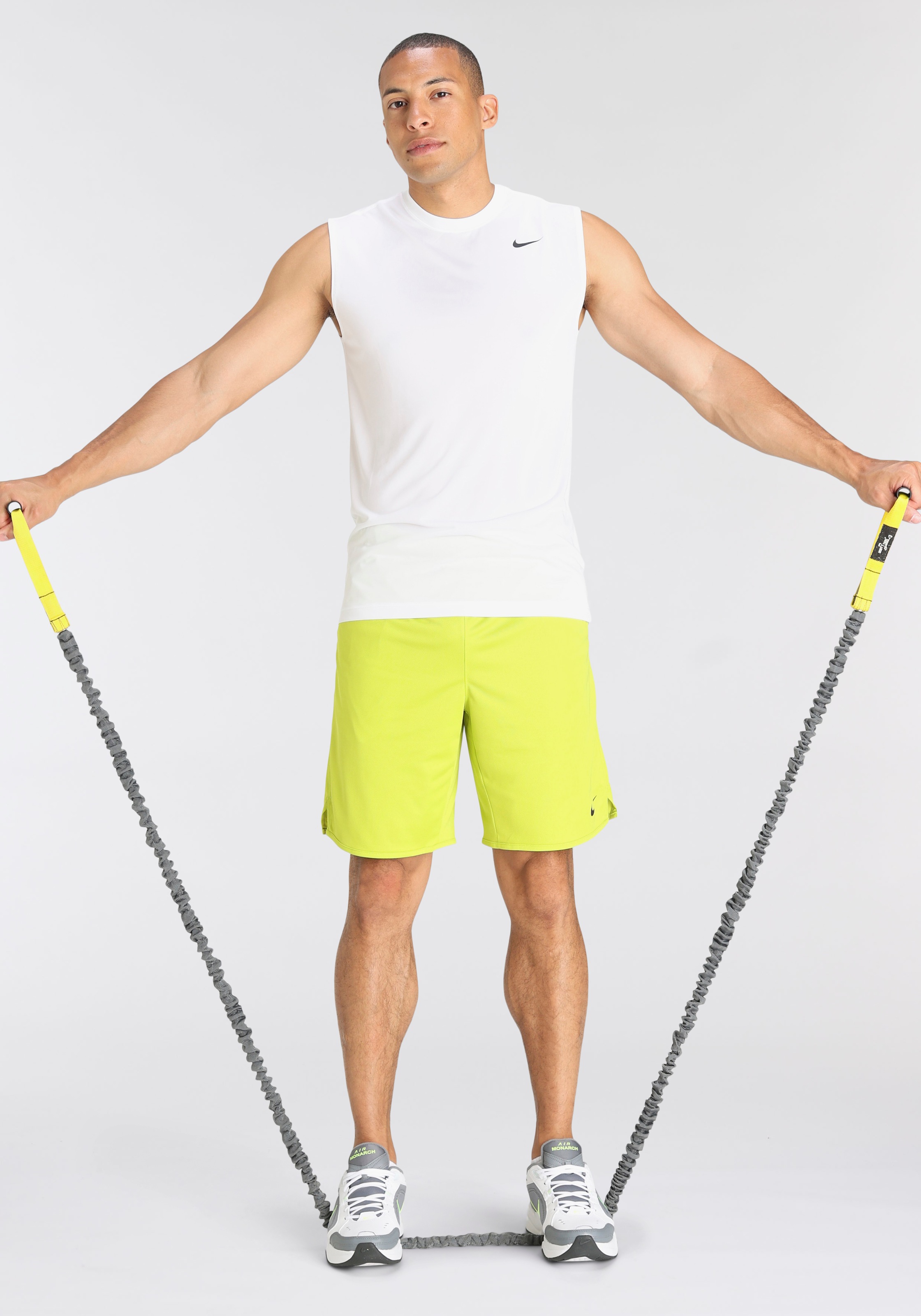 Nike Tanktop »Dri-FIT Legend Men's Sleeveless Fitness T-Shirt« lockere Passform, aus weichem Material
