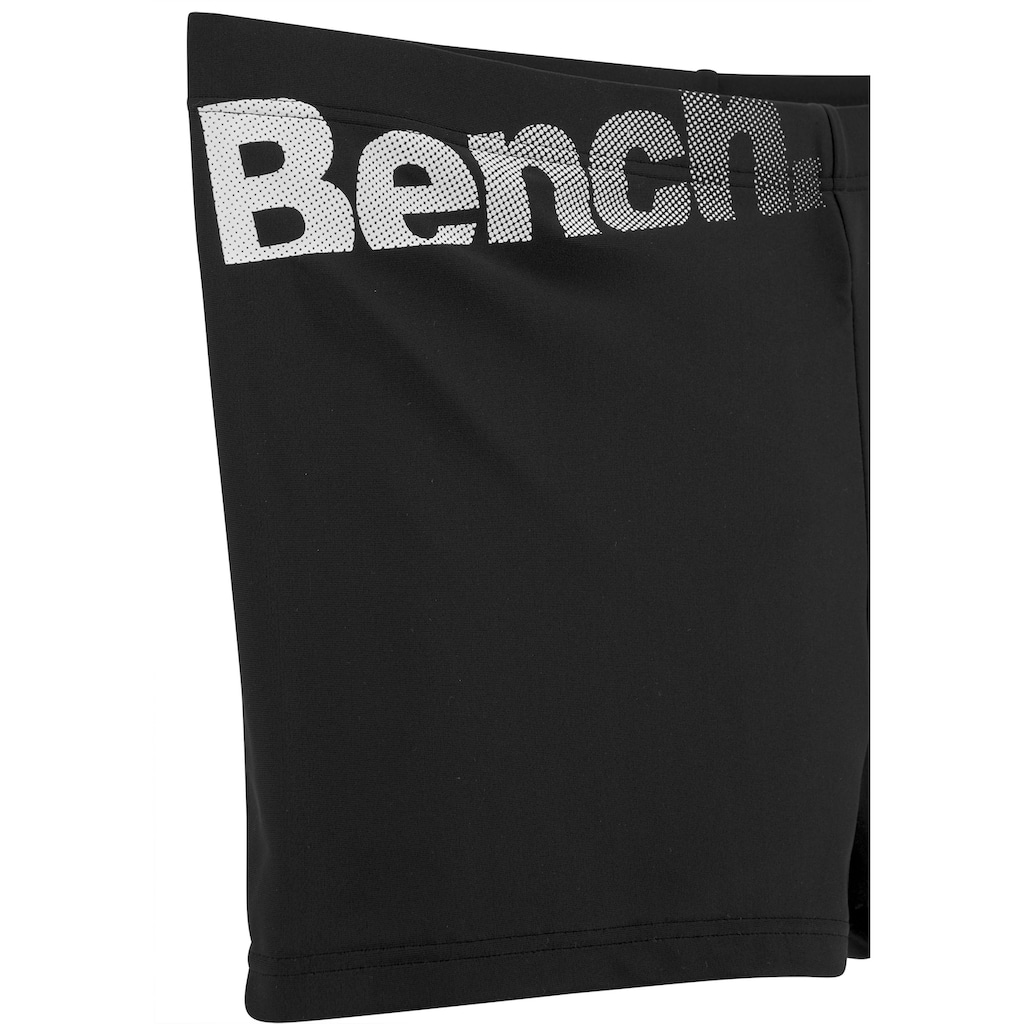 Bench. Boxer-Badehose, mit Bench-Schriftzug