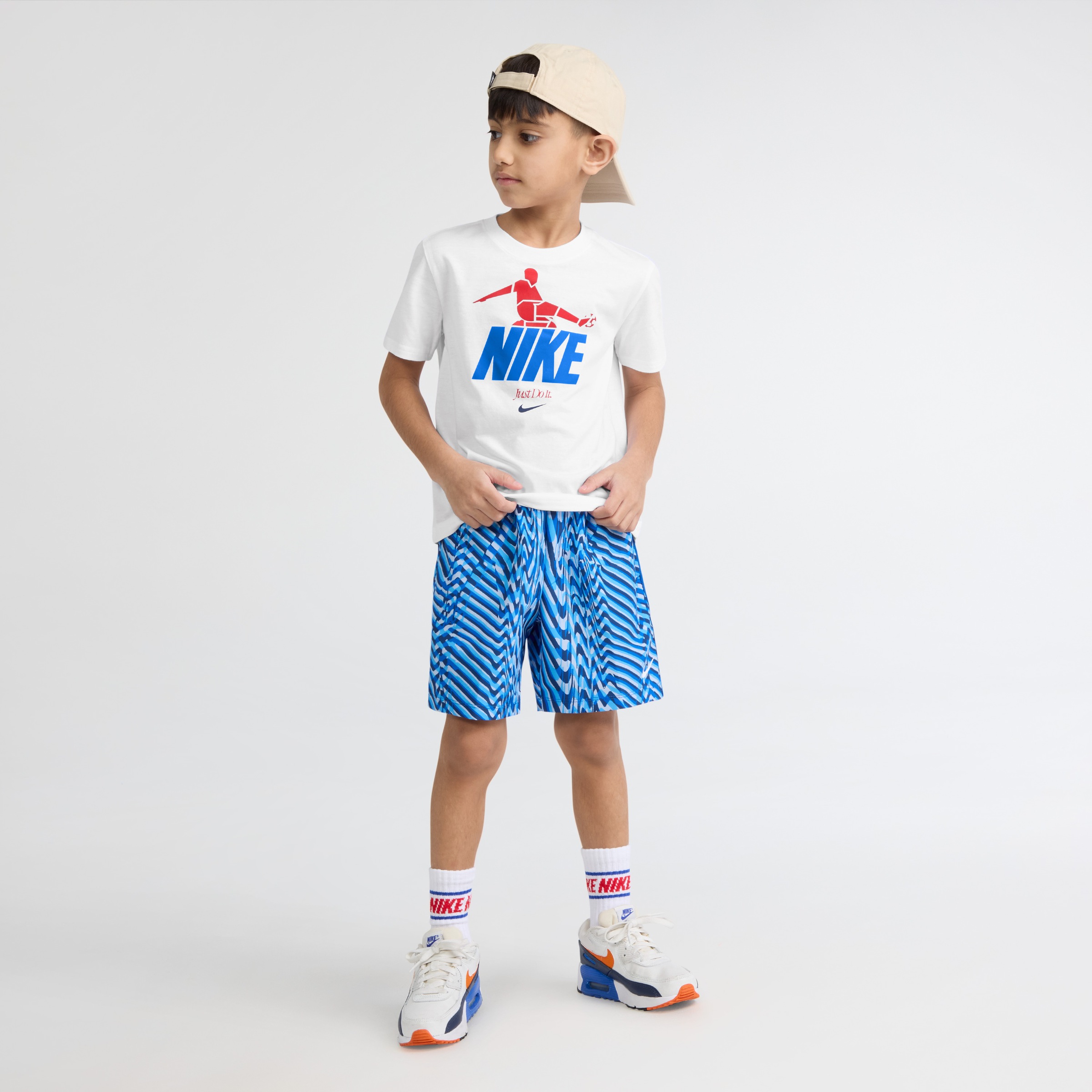Nike Sportswear T-Shirt »NKB BICYCLE KICK« für Kinder, aus Baumwolle und Polyester
