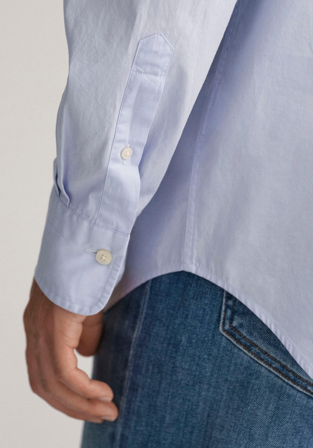 Gant Langarmhemd »Regular Fit Popeline Hemd leicht strapazierfähig pflegeleicht«, mit Label Stickerei auf der Brusttasche