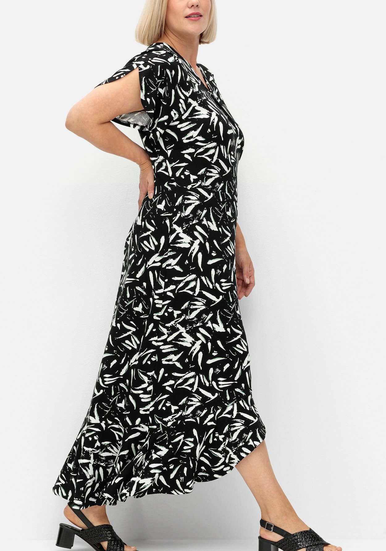 Sheego Maxikleid »Maxikleid in Wickeloptik, mit hohem Schlitz«