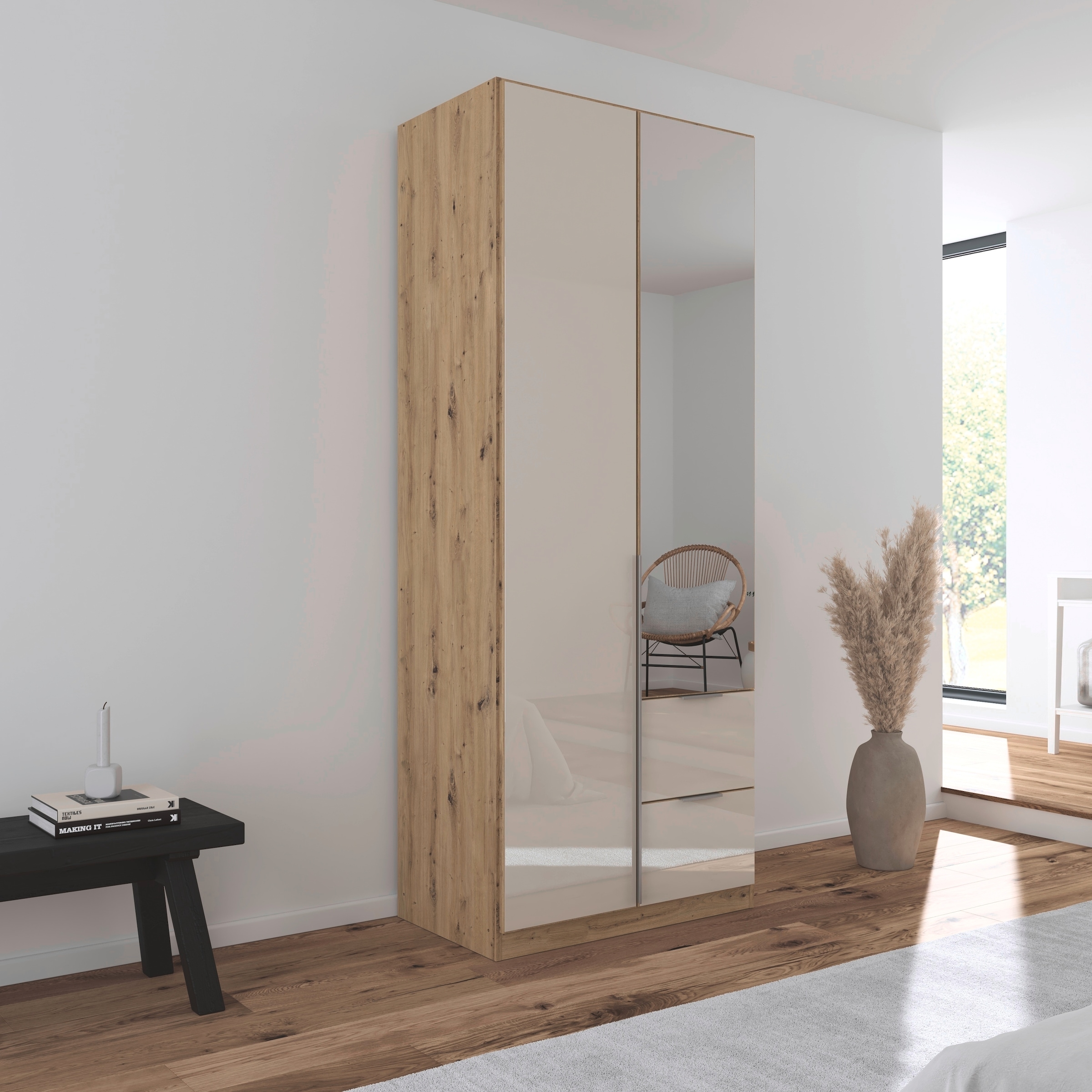rauch Drehtürenschrank »Kleiderschrank Kleiderschränke Schrank Garderobe AGORDO mit Glasfront«, (in zwei Griff-Farben mit Glasfront), mit Außenschubkästen, in 6 Breiten und 2 Höhen MADE IN GERMANY