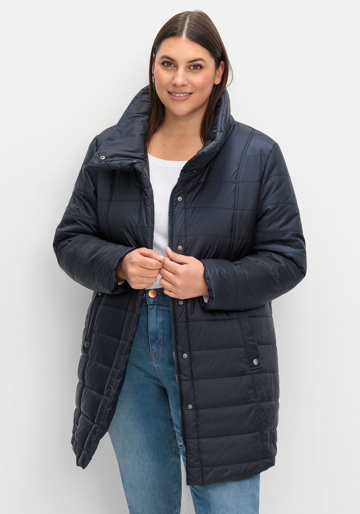 Steppjacke »Wasserabweisende Steppjacke mit hohem Stehkragen, wasserabweisend«, ohne...