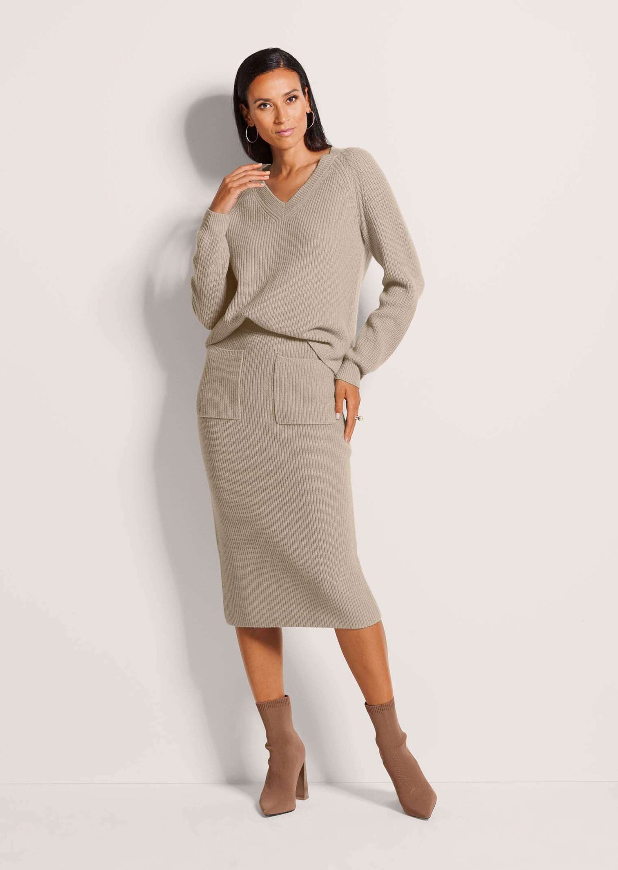 MADELEINE Longpullover »Pullover Langarm V-Ausschnitt-Pullover Strick« dezenter Strukturstrick