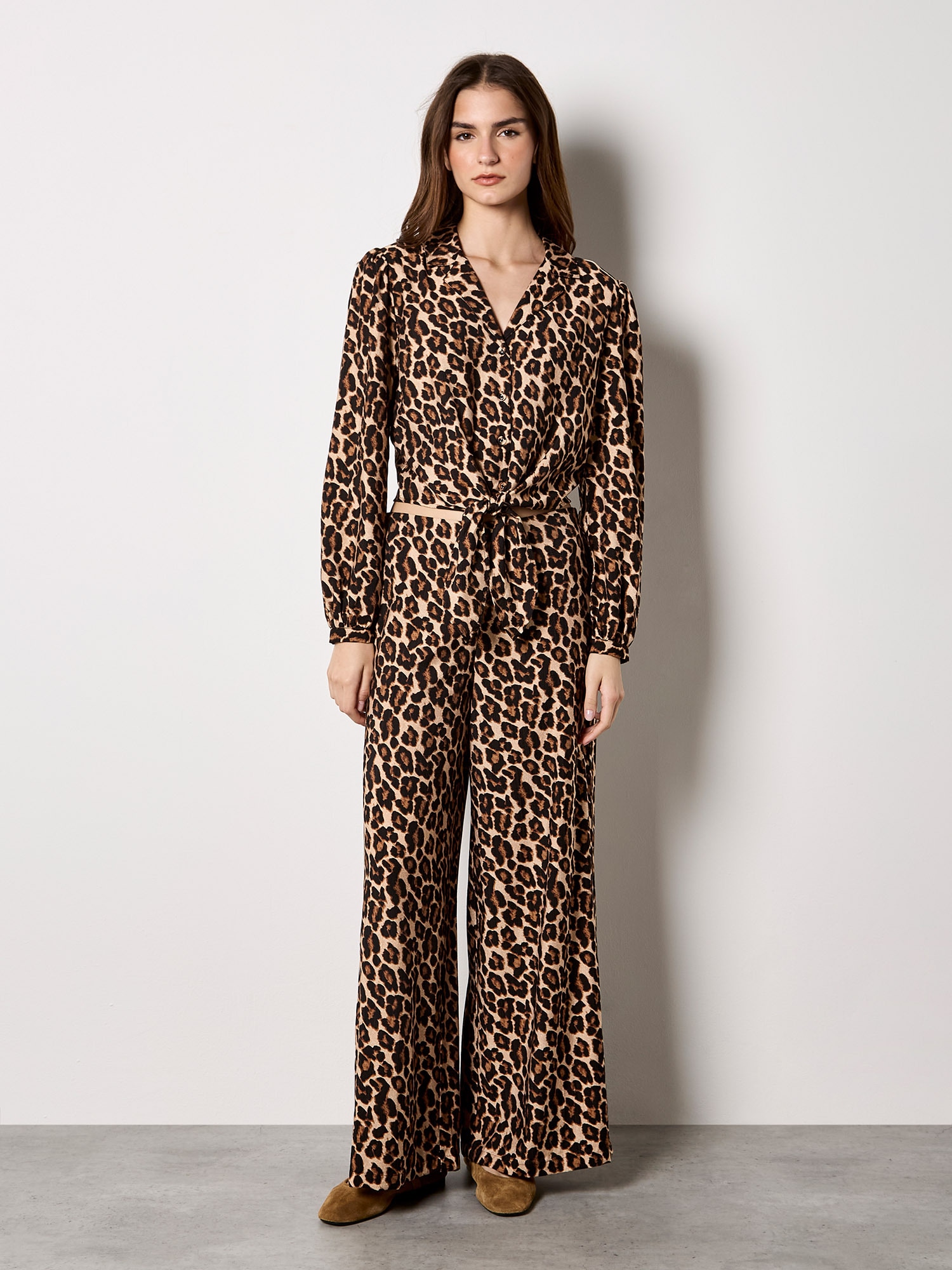 Apricot Shirtbluse »Bluse« mit Leopardenmuster und Bindeband vorne