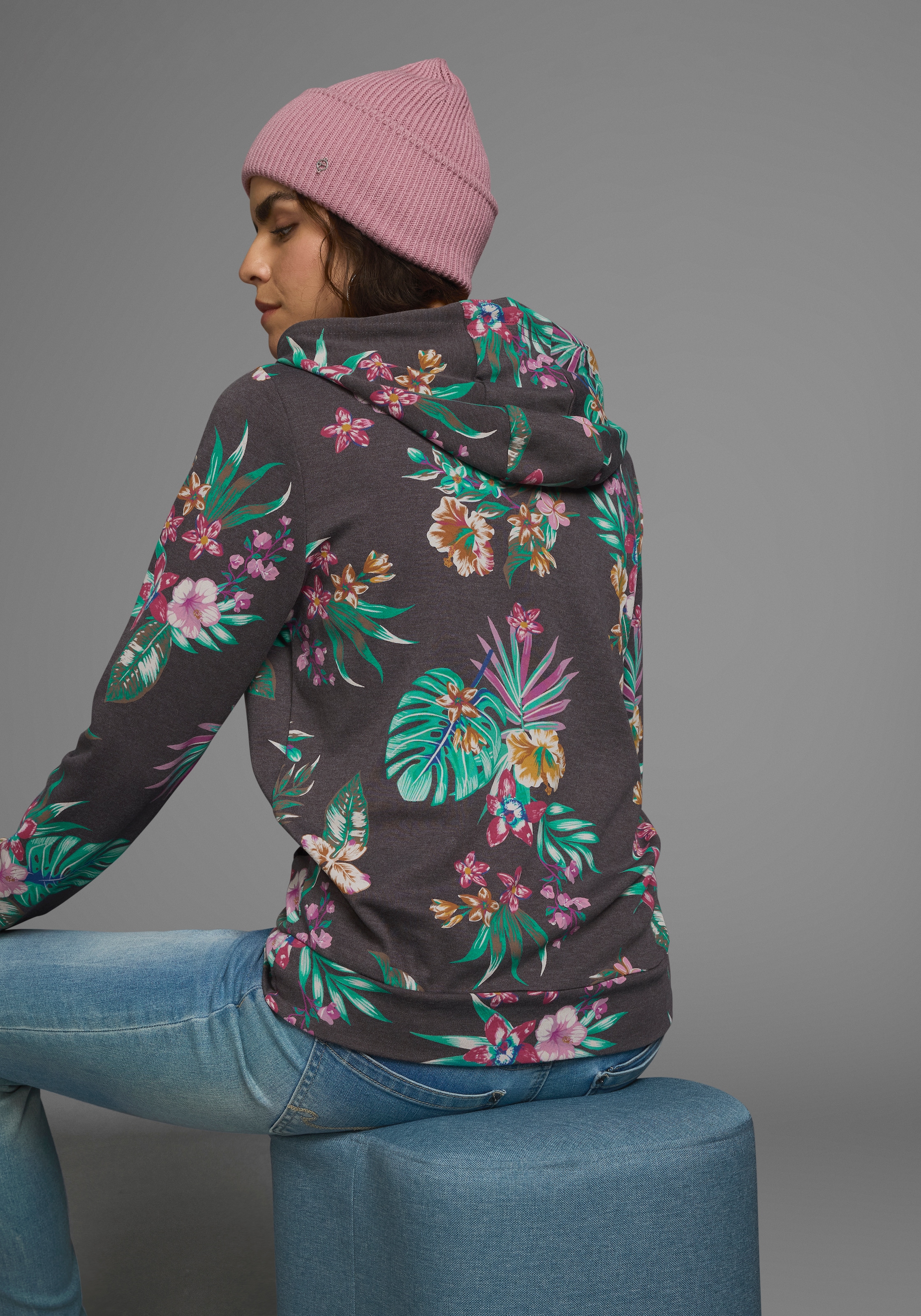 KangaROOS Kapuzensweatshirt, Langarm, figurumspielender Schnitt, aus Interlockmaterial