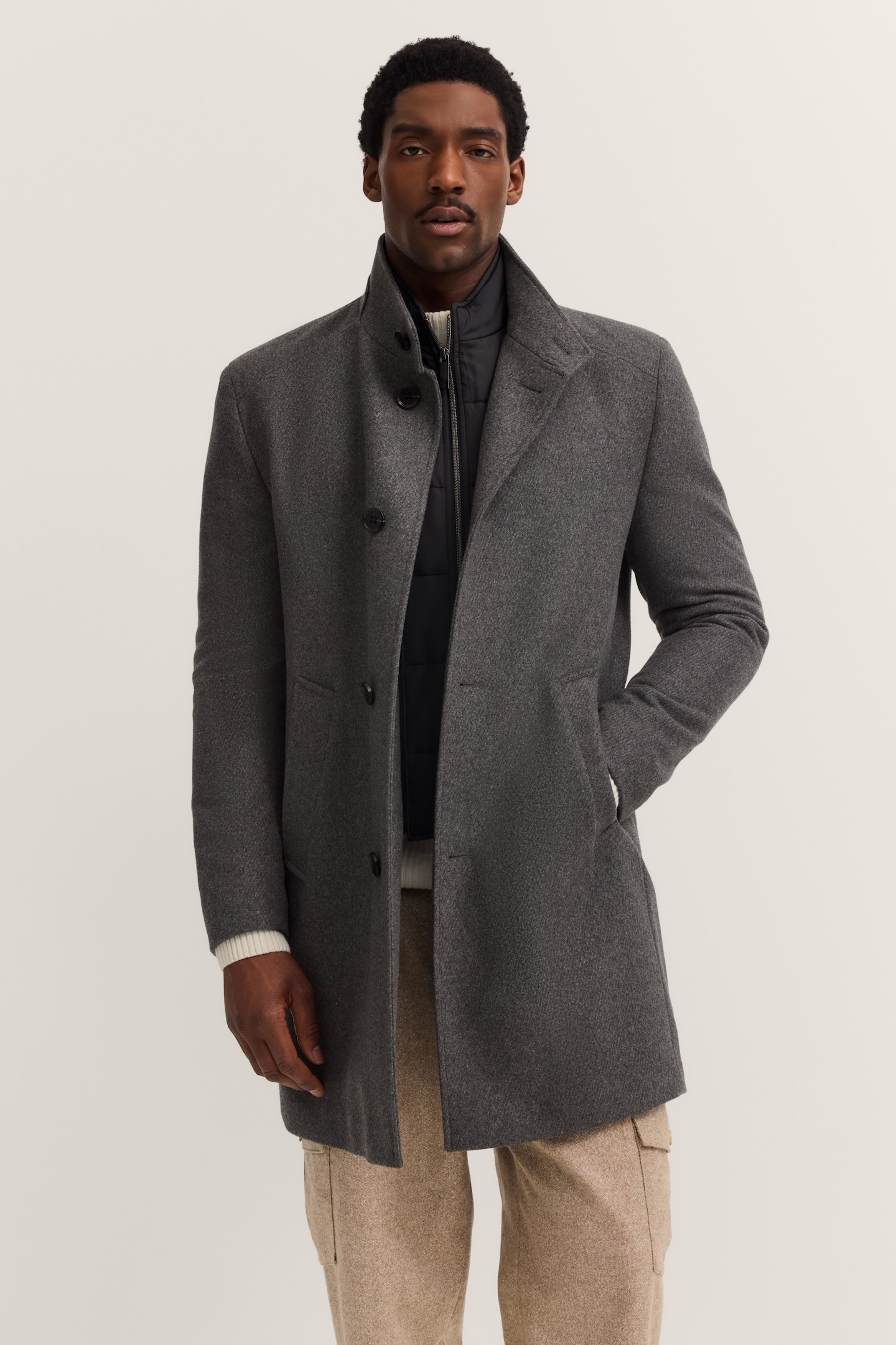 Bugatti Herren Kurzmantel »Westen-Einsatz« Modern Fit mit Flexcity Stretch Einsätzen, Größe 60