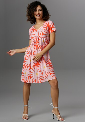 Aniston CASUAL Sommerkleid, mit großflächigem Blütendruck kaufen