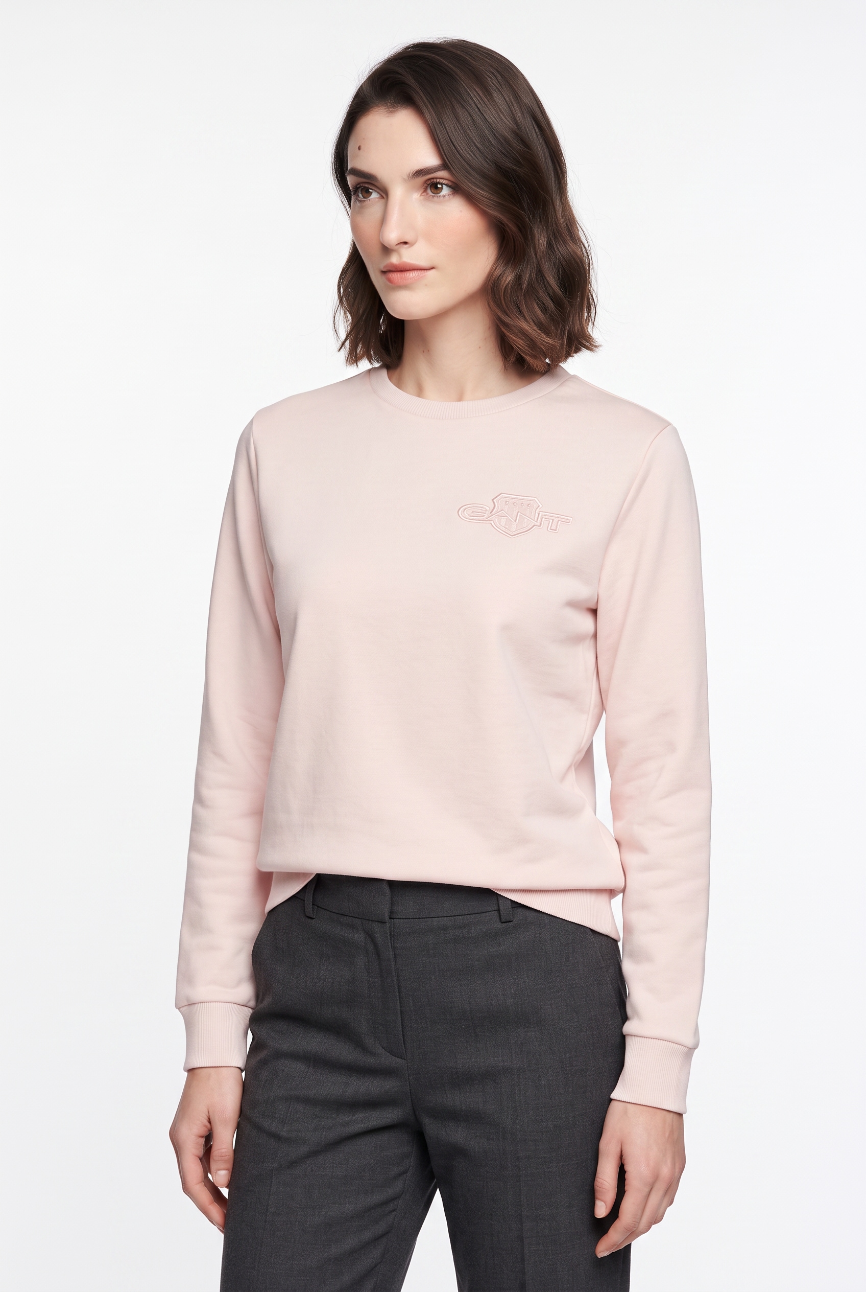 Gant »REG TONAL SHIELD C-NECK SWEAT«, Ton in Ton Stickerei, Rundhals
